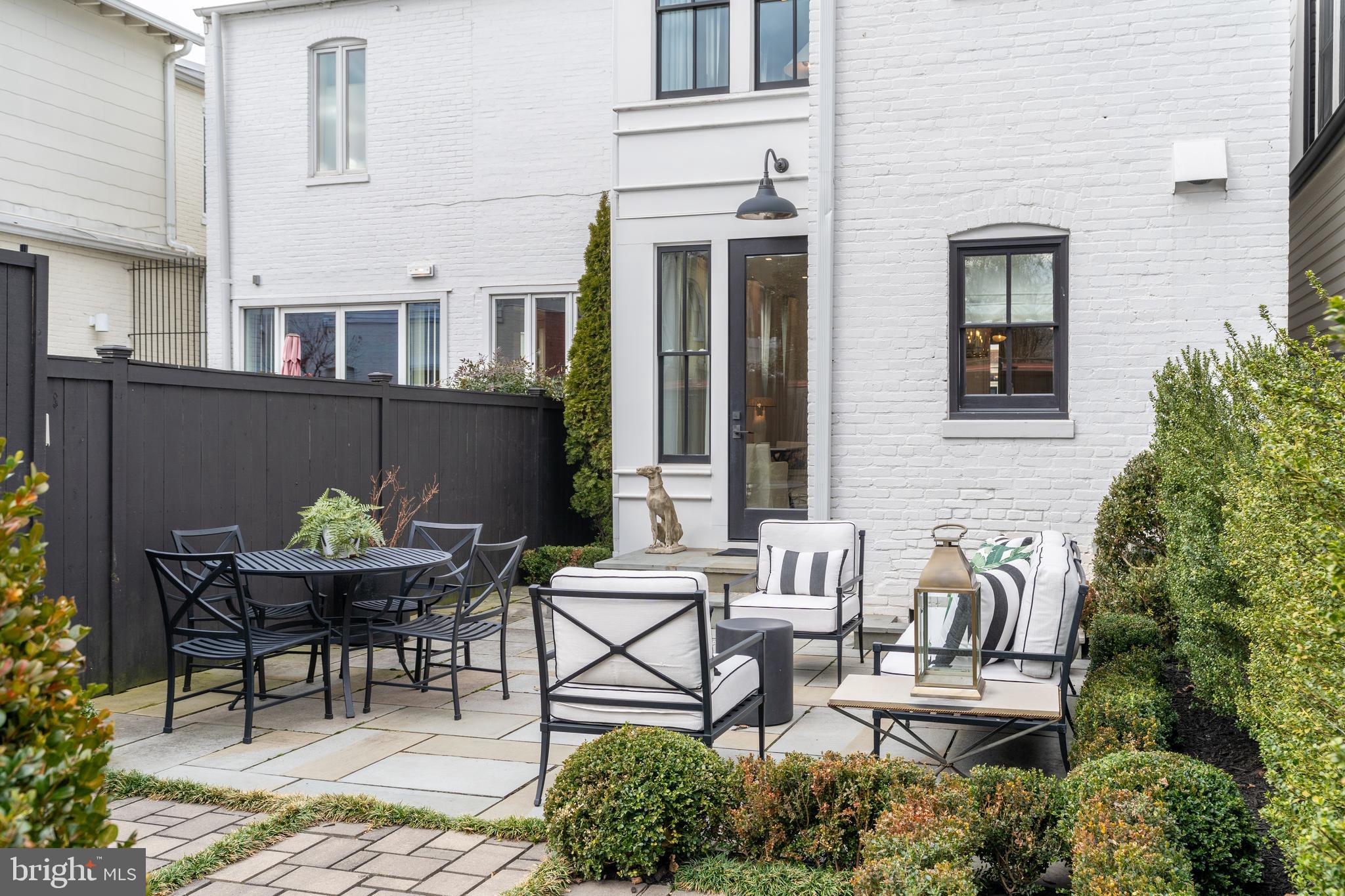 GEORGETOWN - Residential