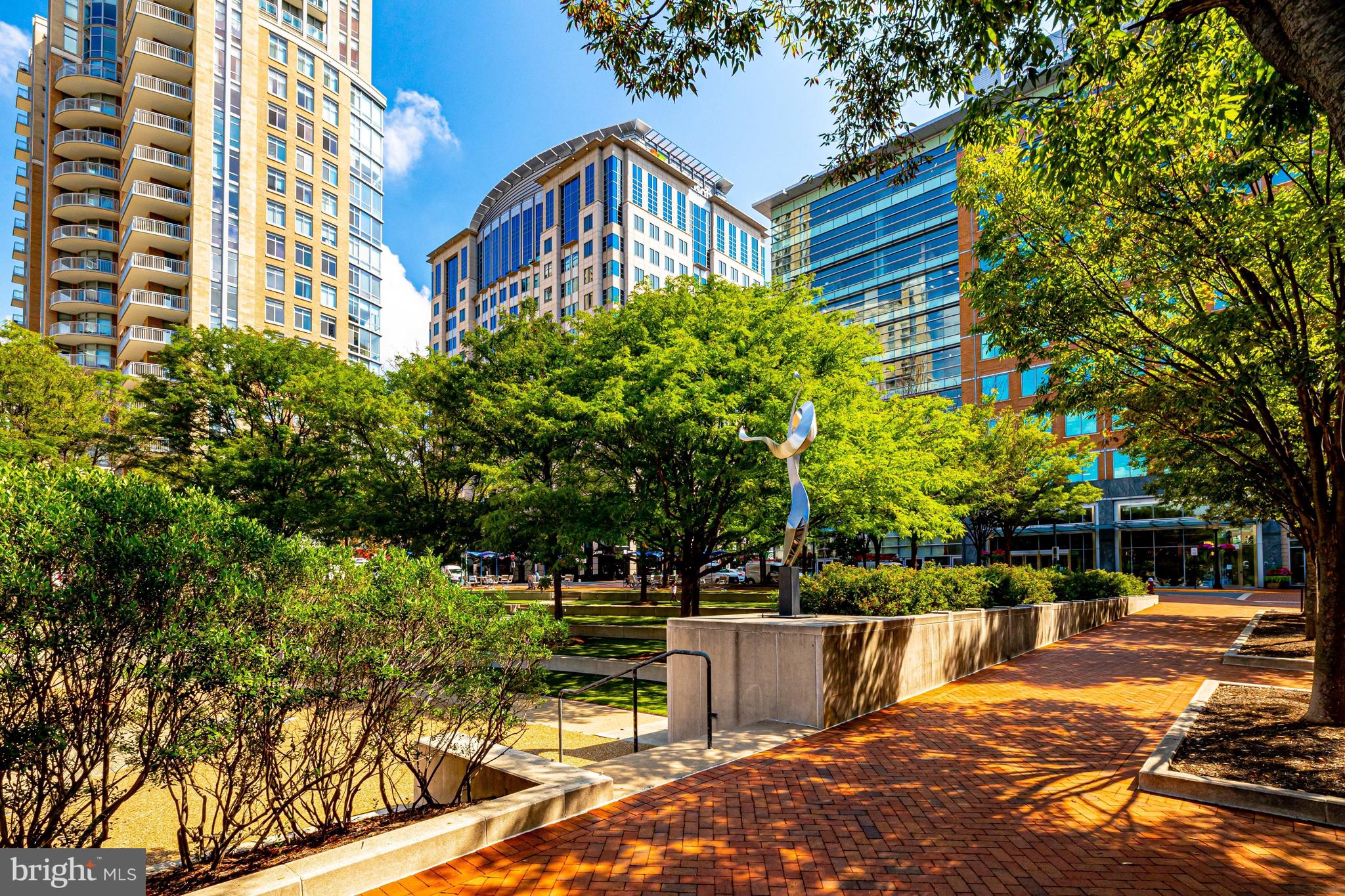 RESTON TOWN CENTER - Residential