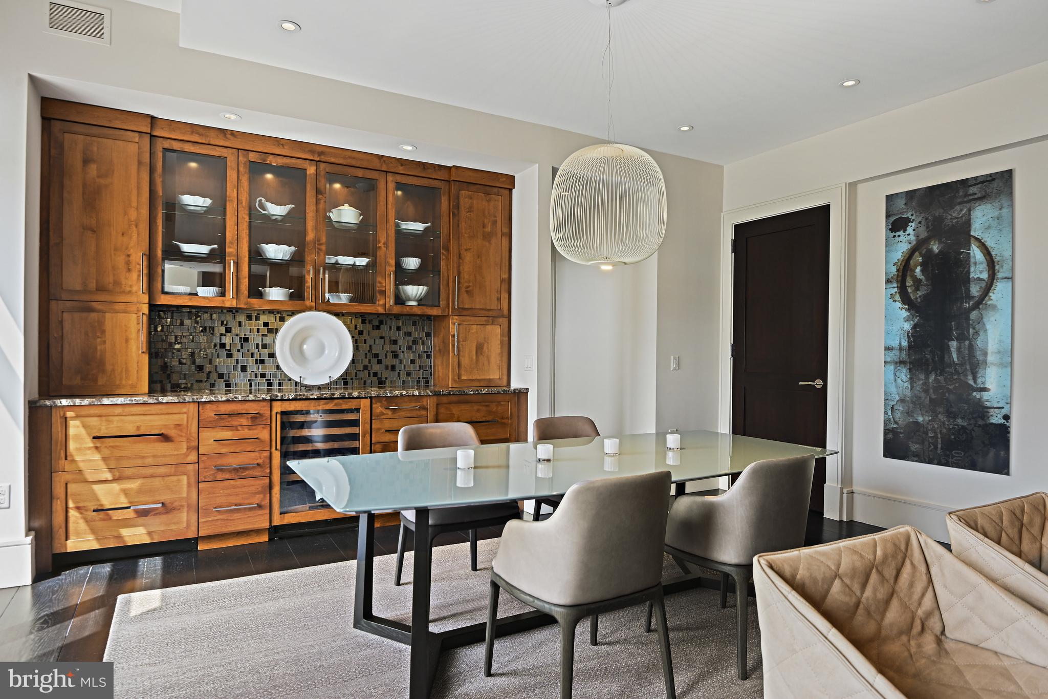 RESTON TOWN CENTER - Residential