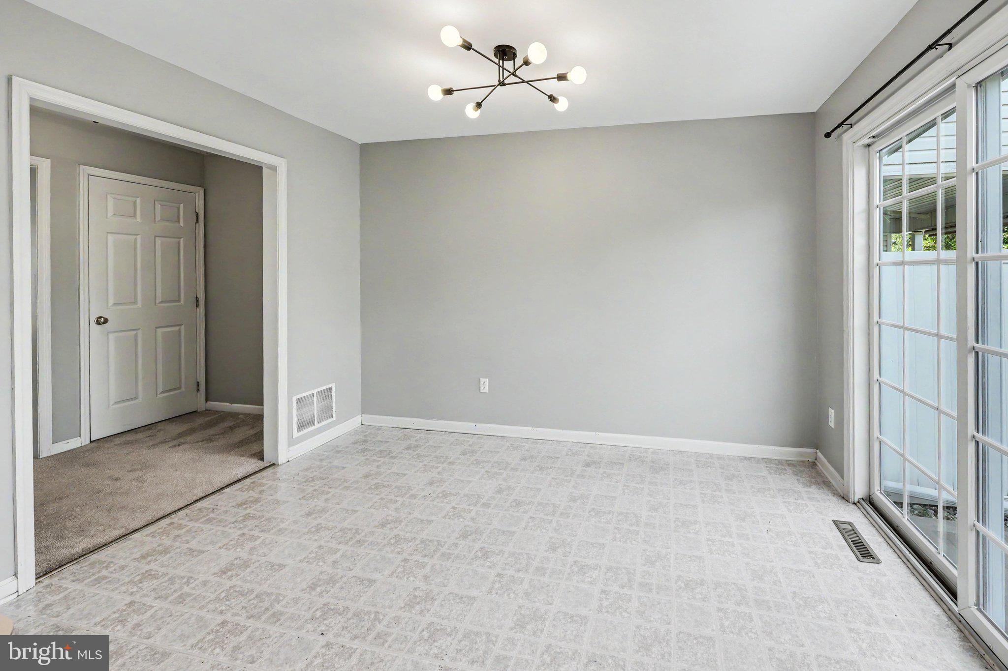 SOUTHFIELD CROSSING - Residential