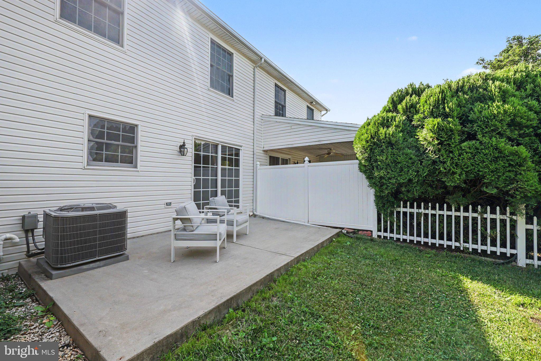 SOUTHFIELD CROSSING - Residential