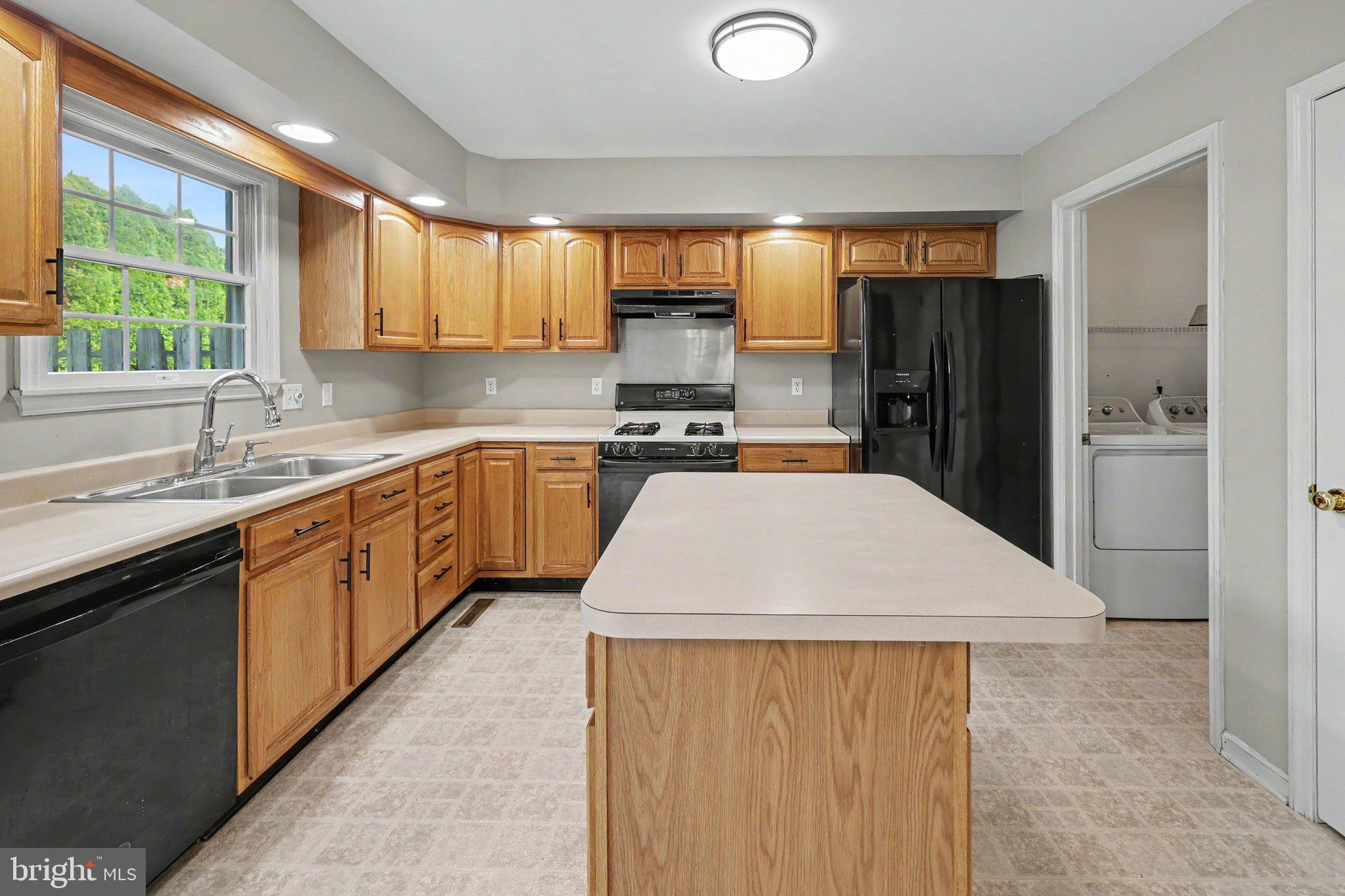 SOUTHFIELD CROSSING - Residential