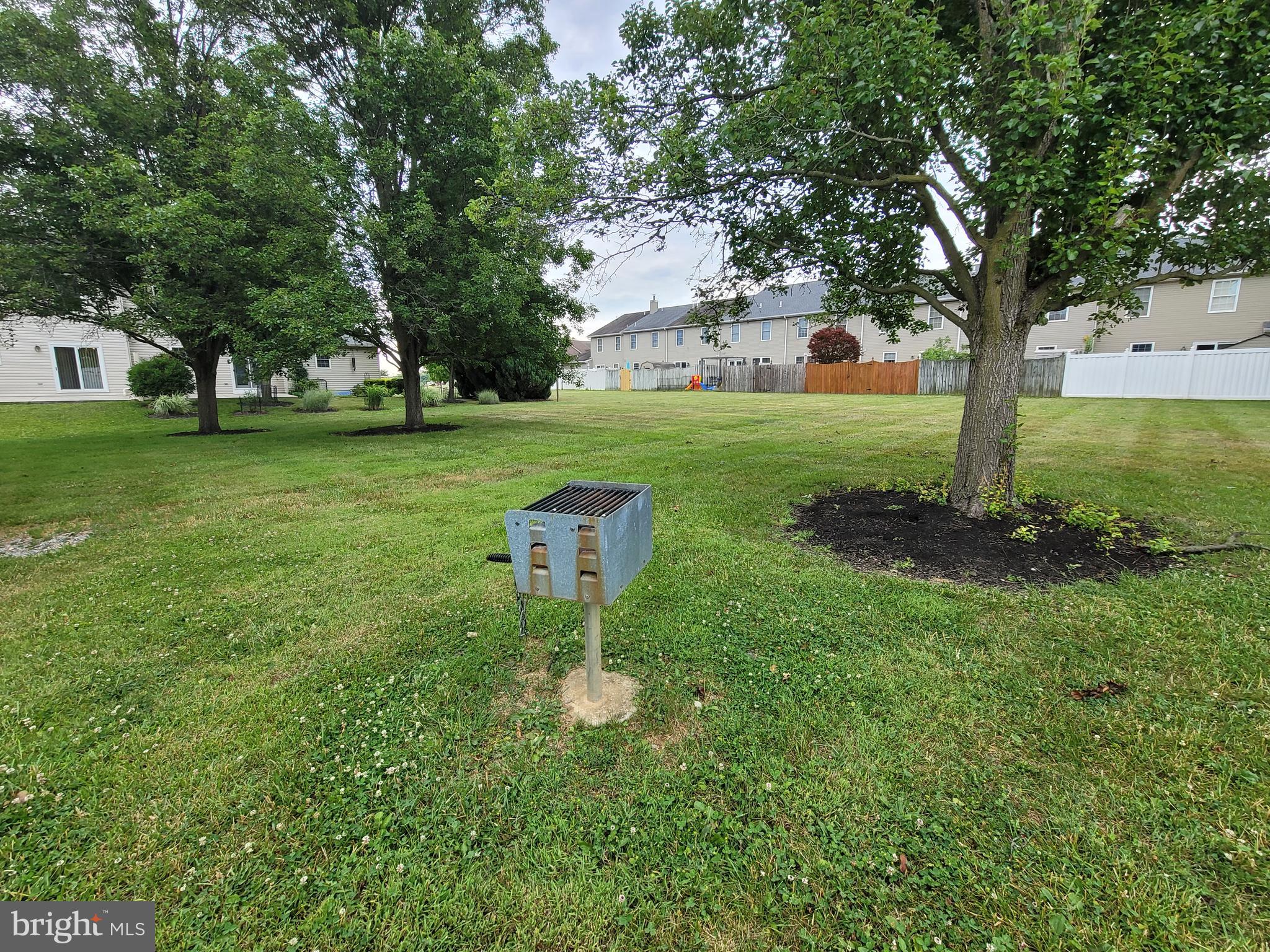 SOUTHFIELD CROSSING - Residential