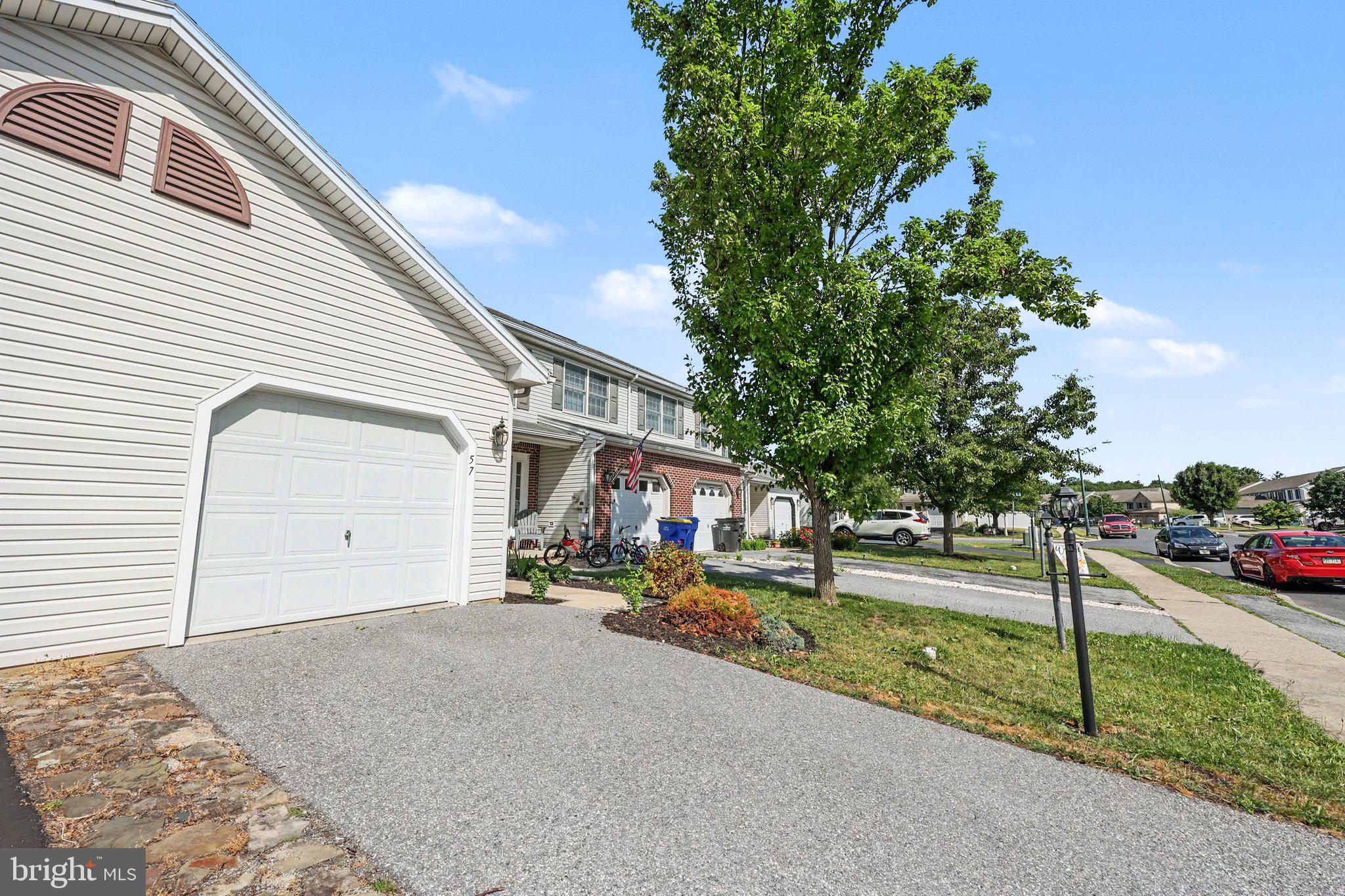 SOUTHFIELD CROSSING - Residential