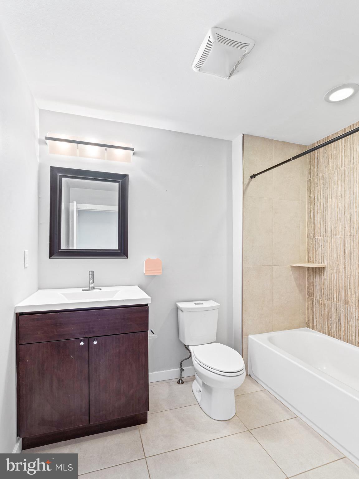 FRANCISVILLE - Residential Lease