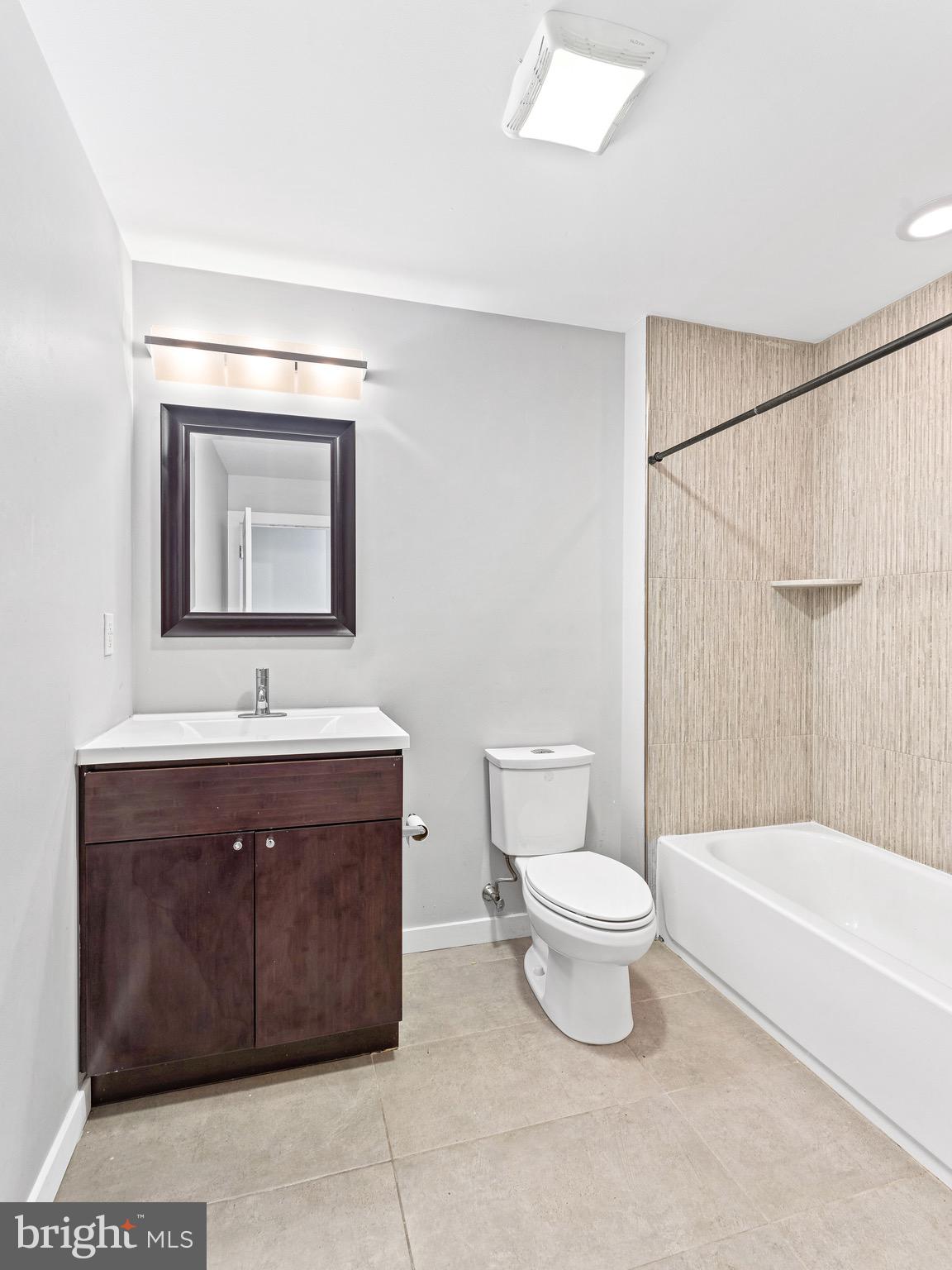 FRANCISVILLE - Residential Lease