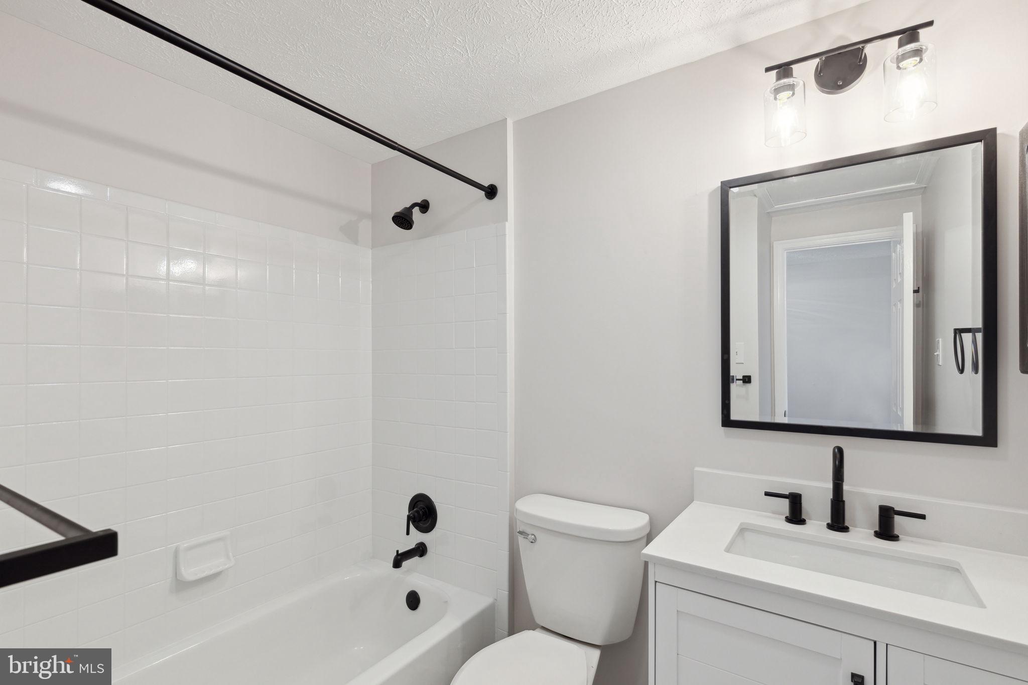 SOUTH KENSINGTON - Residential Lease