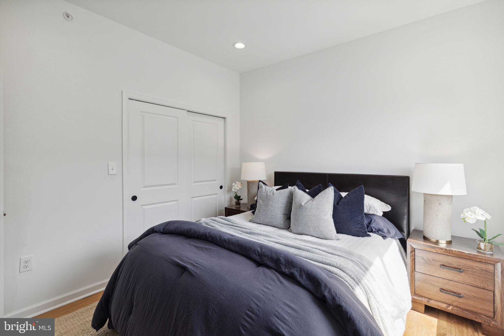 SOUTH KENSINGTON - Residential Lease
