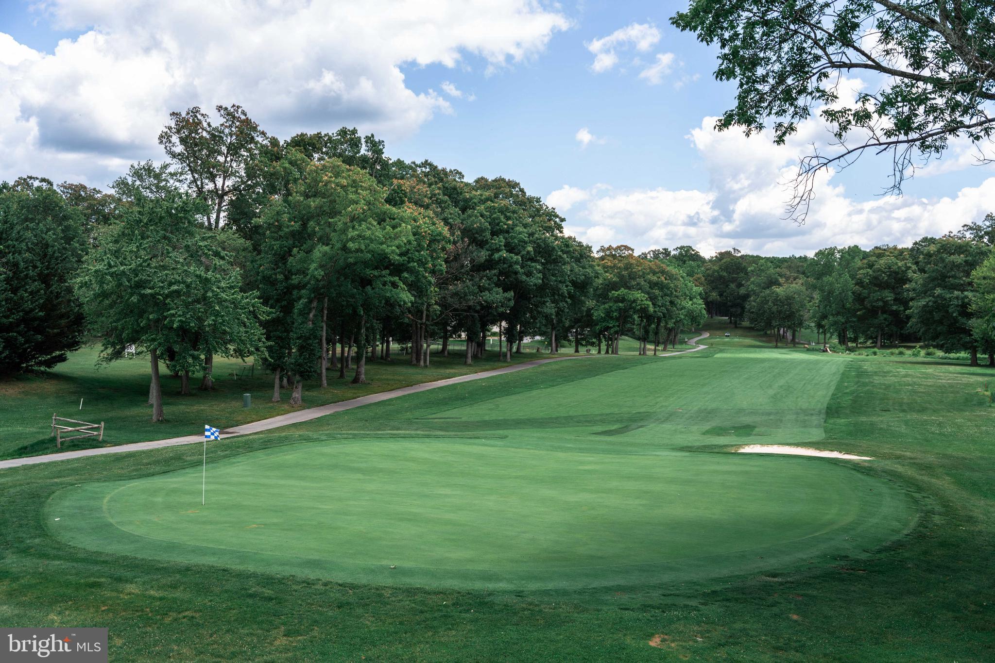 FAIRWAYS NORTH - Residential