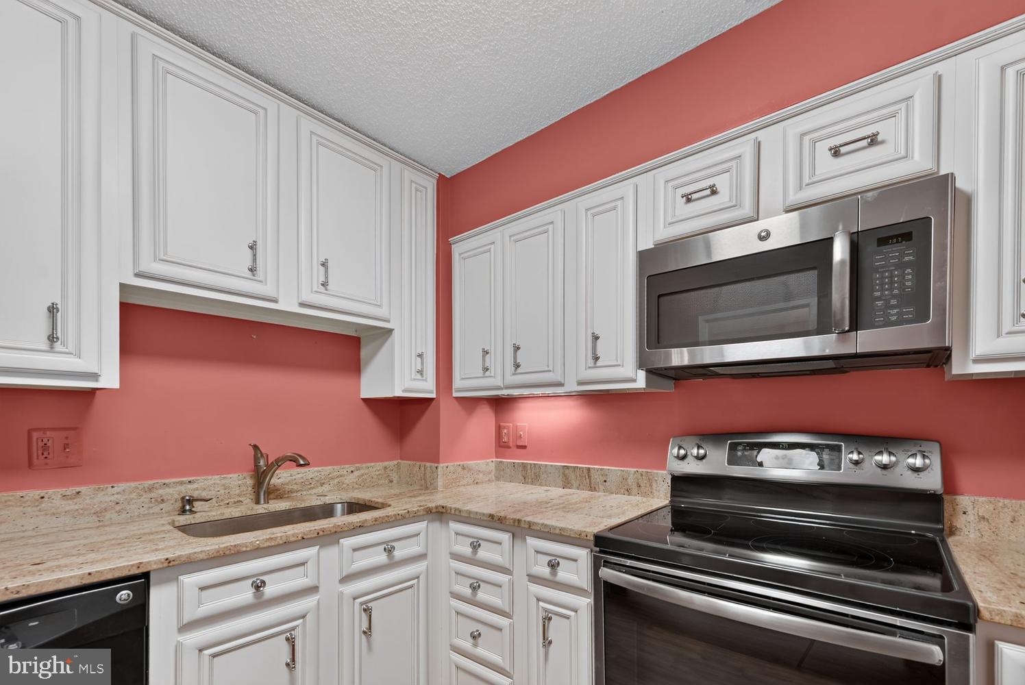 FAIRWAYS NORTH - Residential