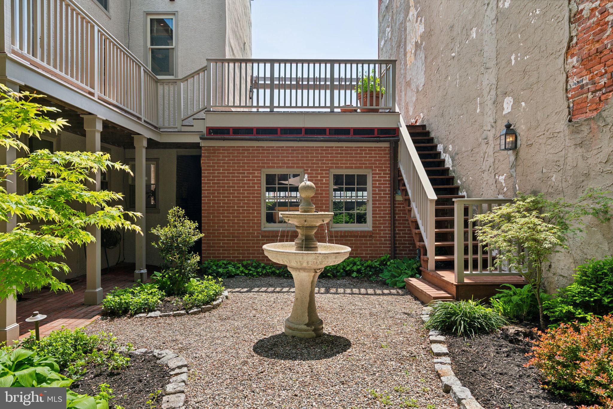 OLD CITY - Residential