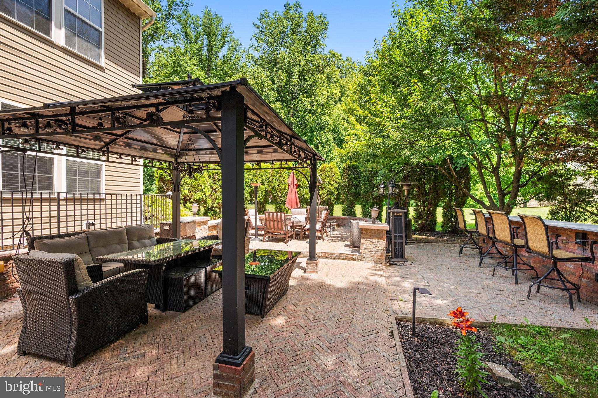 GLENN STATION - Residential