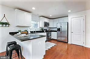 THOMPSON FARMS - Residential