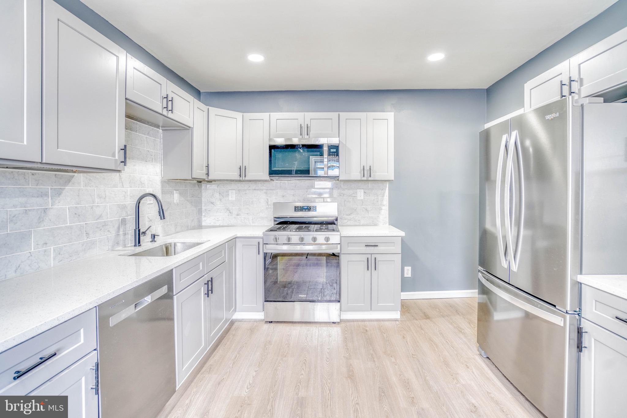 MAYFAIR - Residential