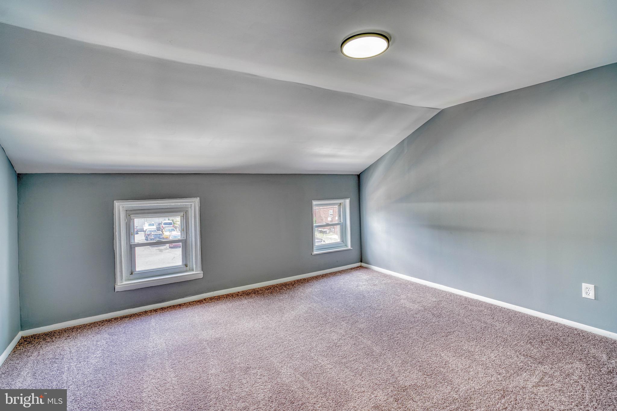 MAYFAIR - Residential