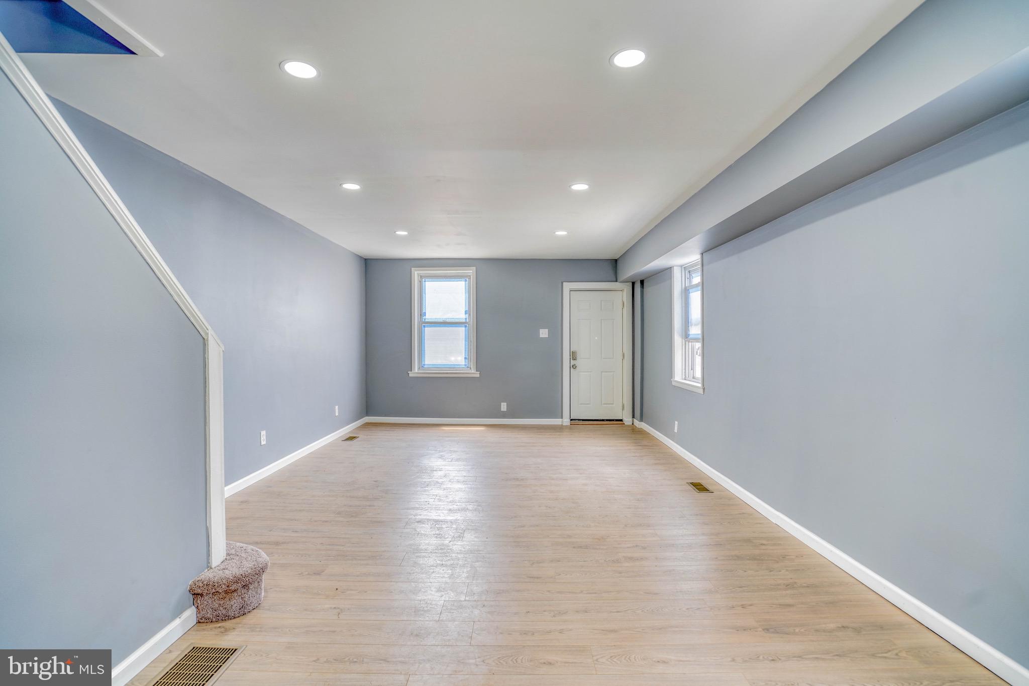 MAYFAIR - Residential