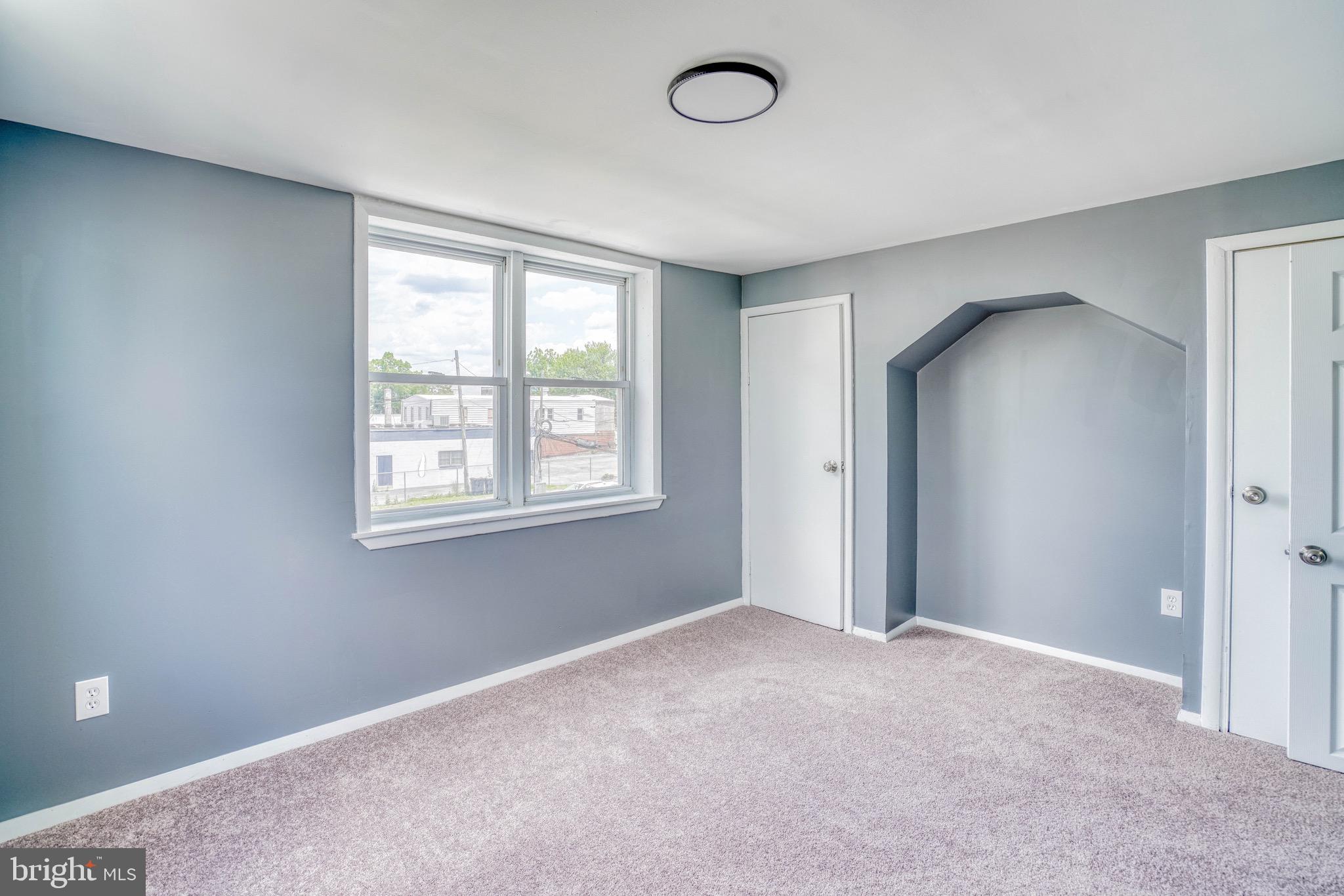 MAYFAIR - Residential