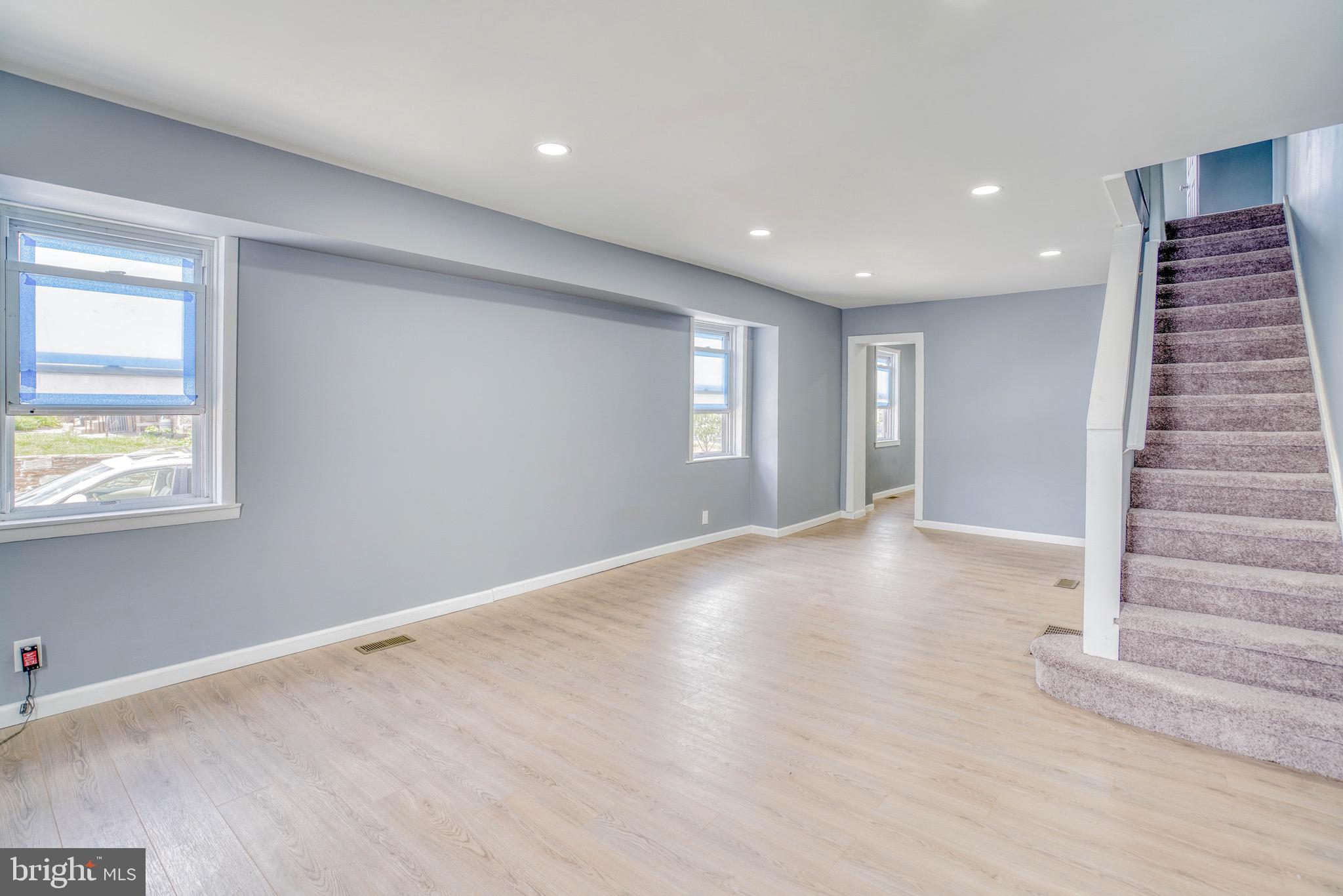 MAYFAIR - Residential