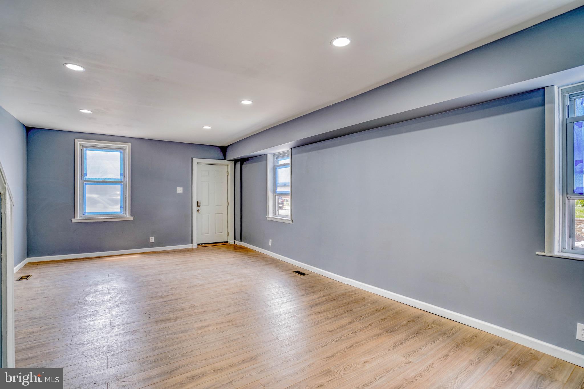 MAYFAIR - Residential