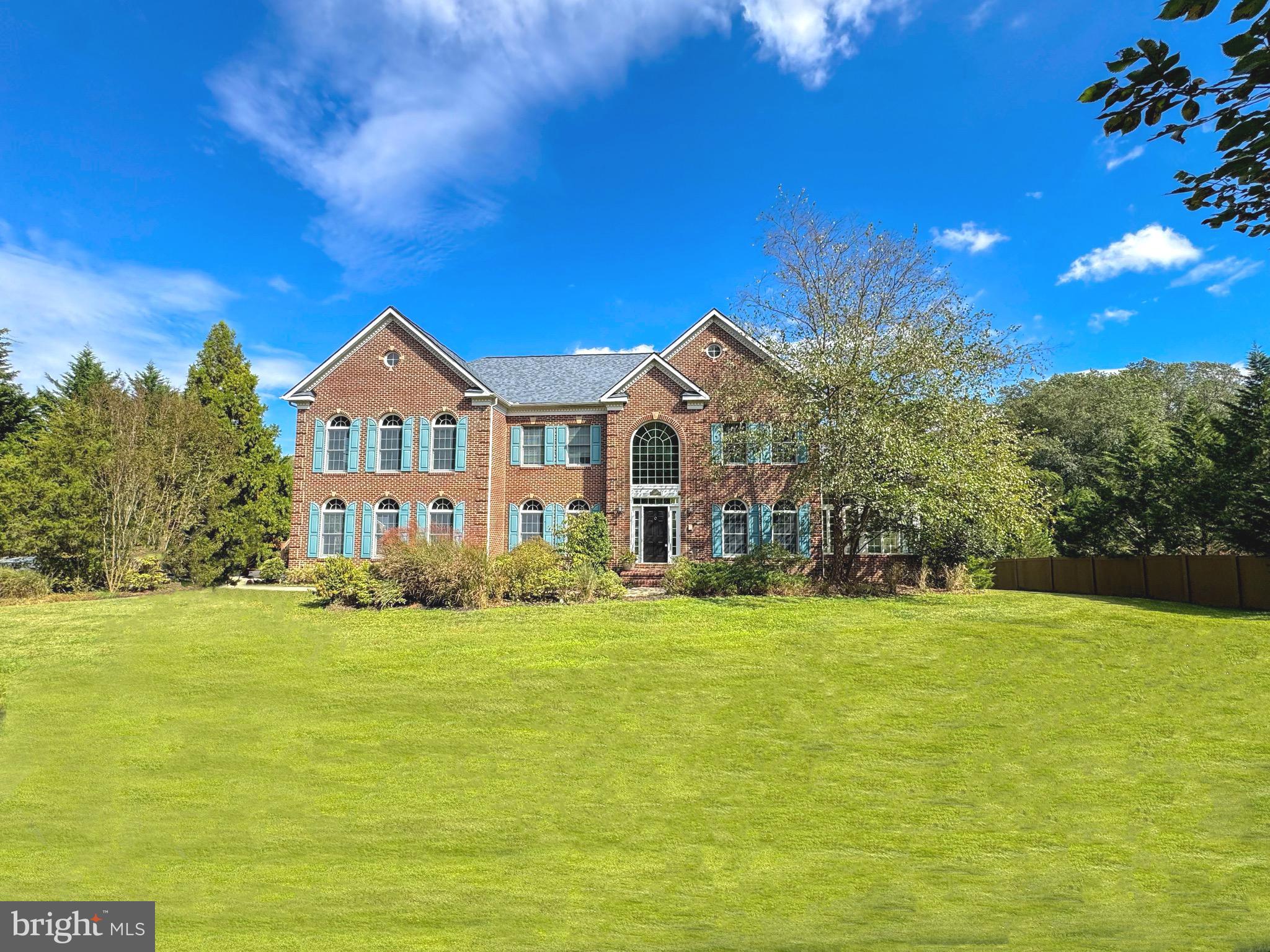 EAGLE POINTE - Residential