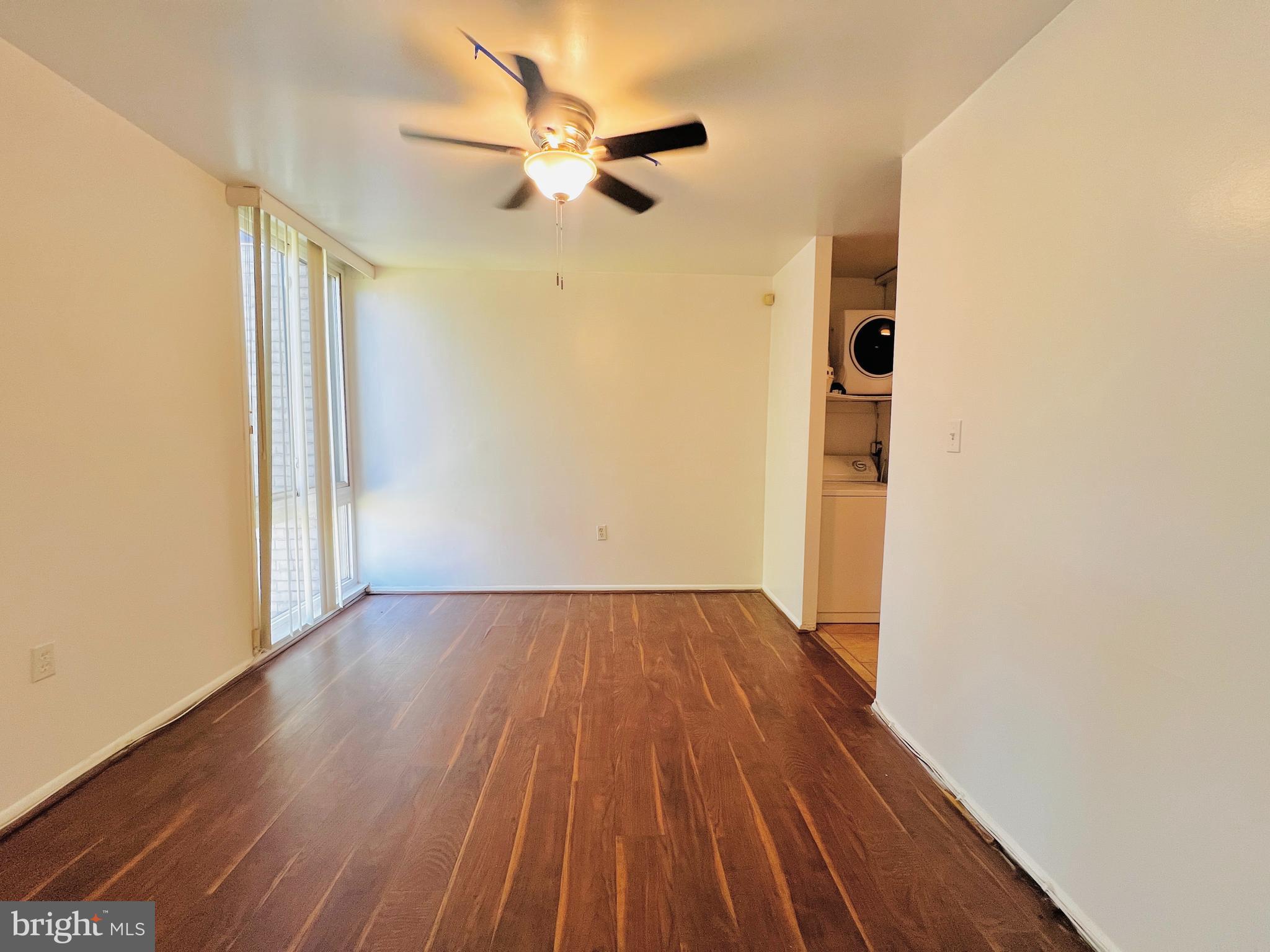 CHELSEA WOODS COURTS - Residential