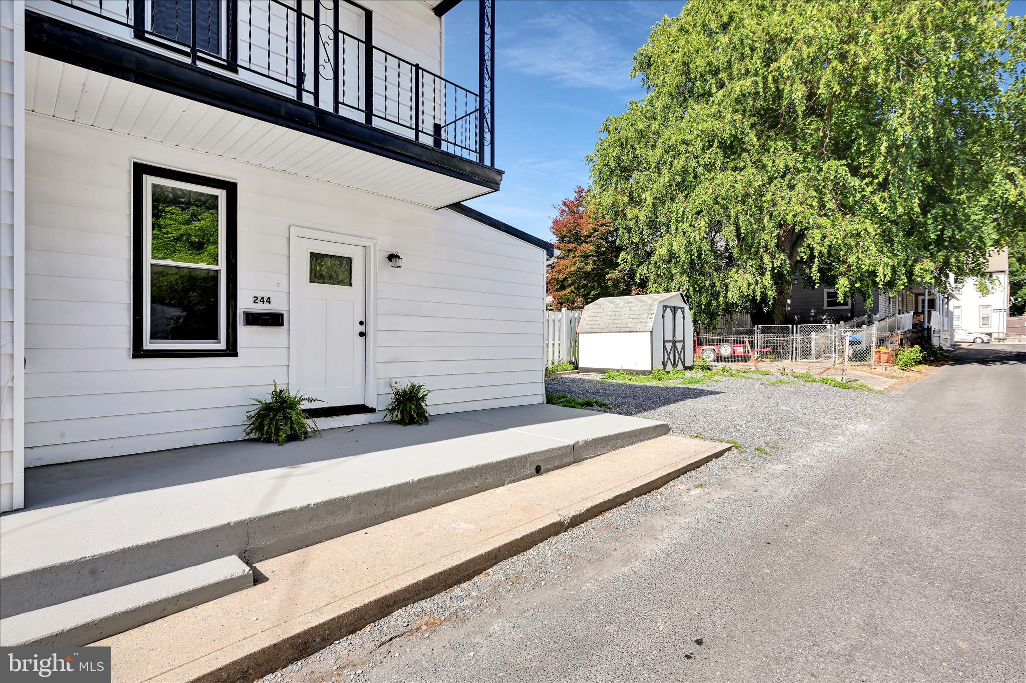 LEBANON CITY - Residential