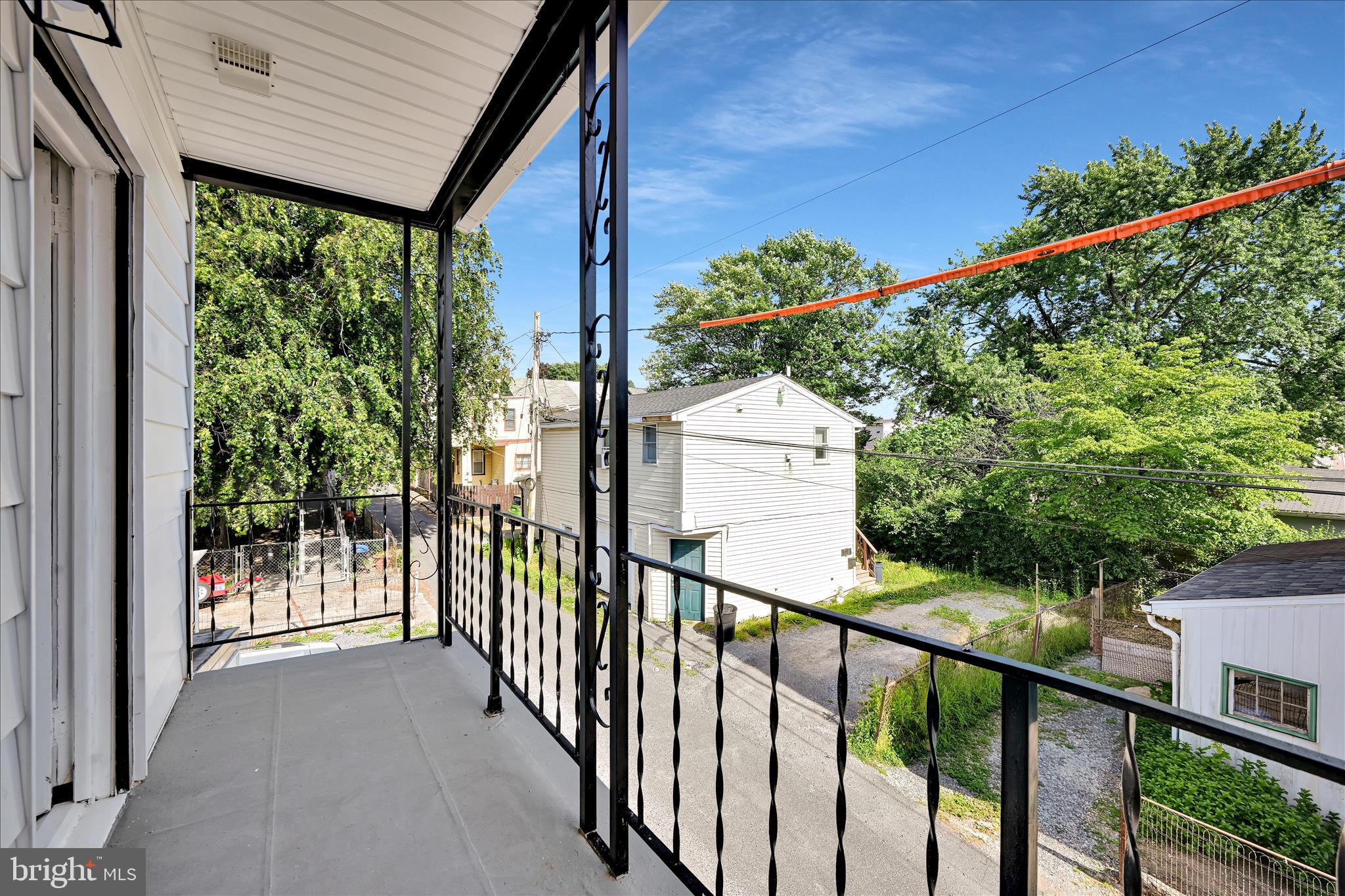 LEBANON CITY - Residential