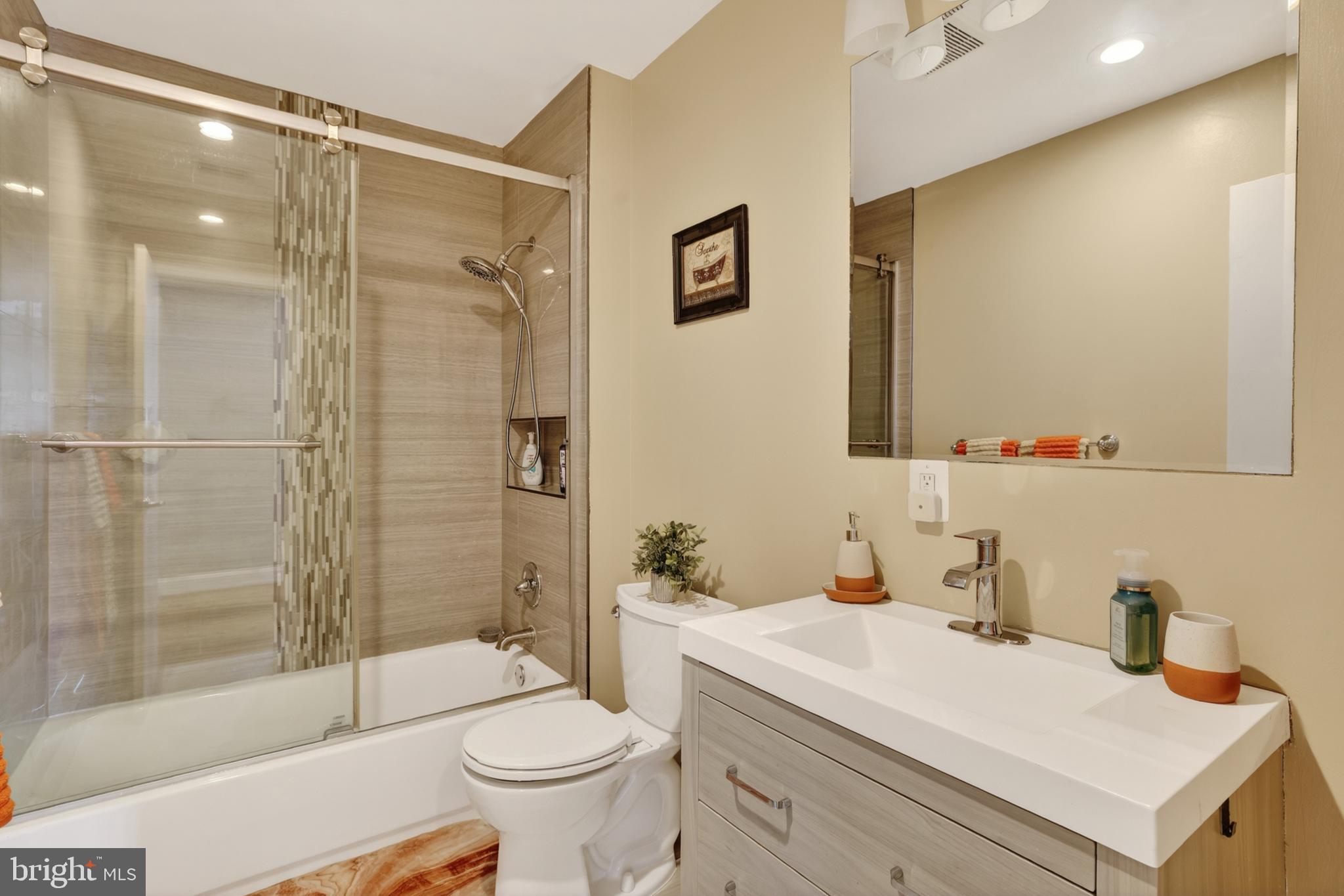 WEST FAIRMOUNT - Residential
