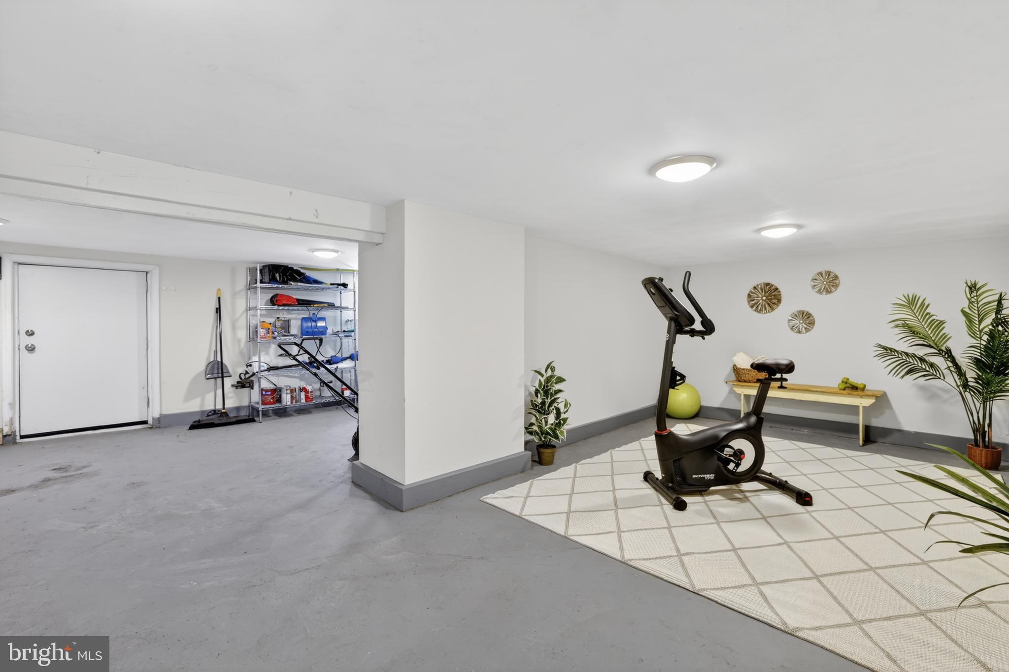 WEST FAIRMOUNT - Residential