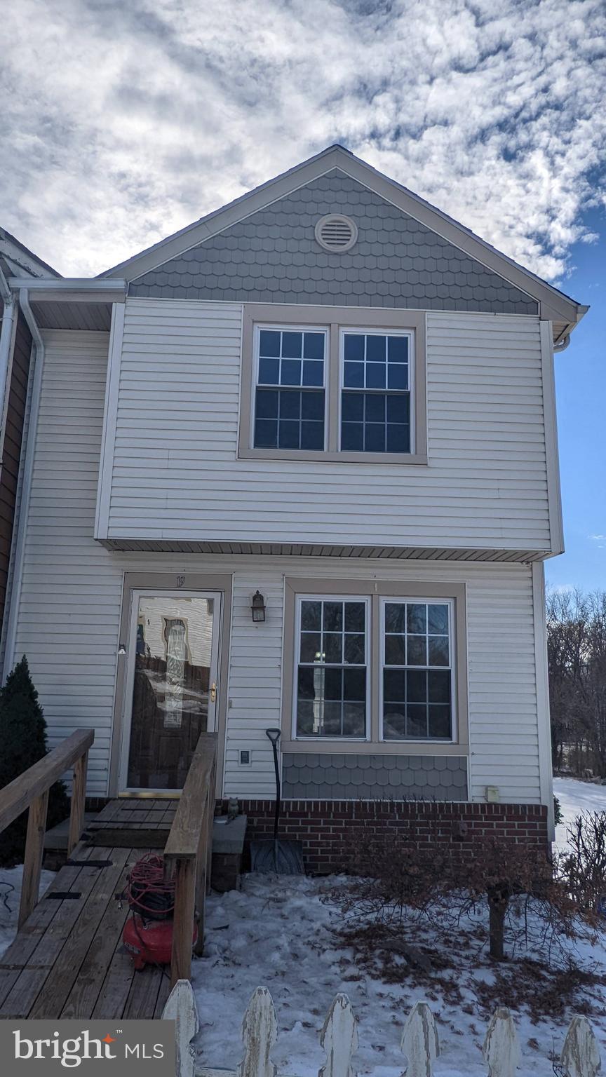 WILLOW BROOK - Residential Lease