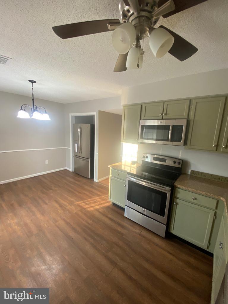 WILLOW BROOK - Residential Lease