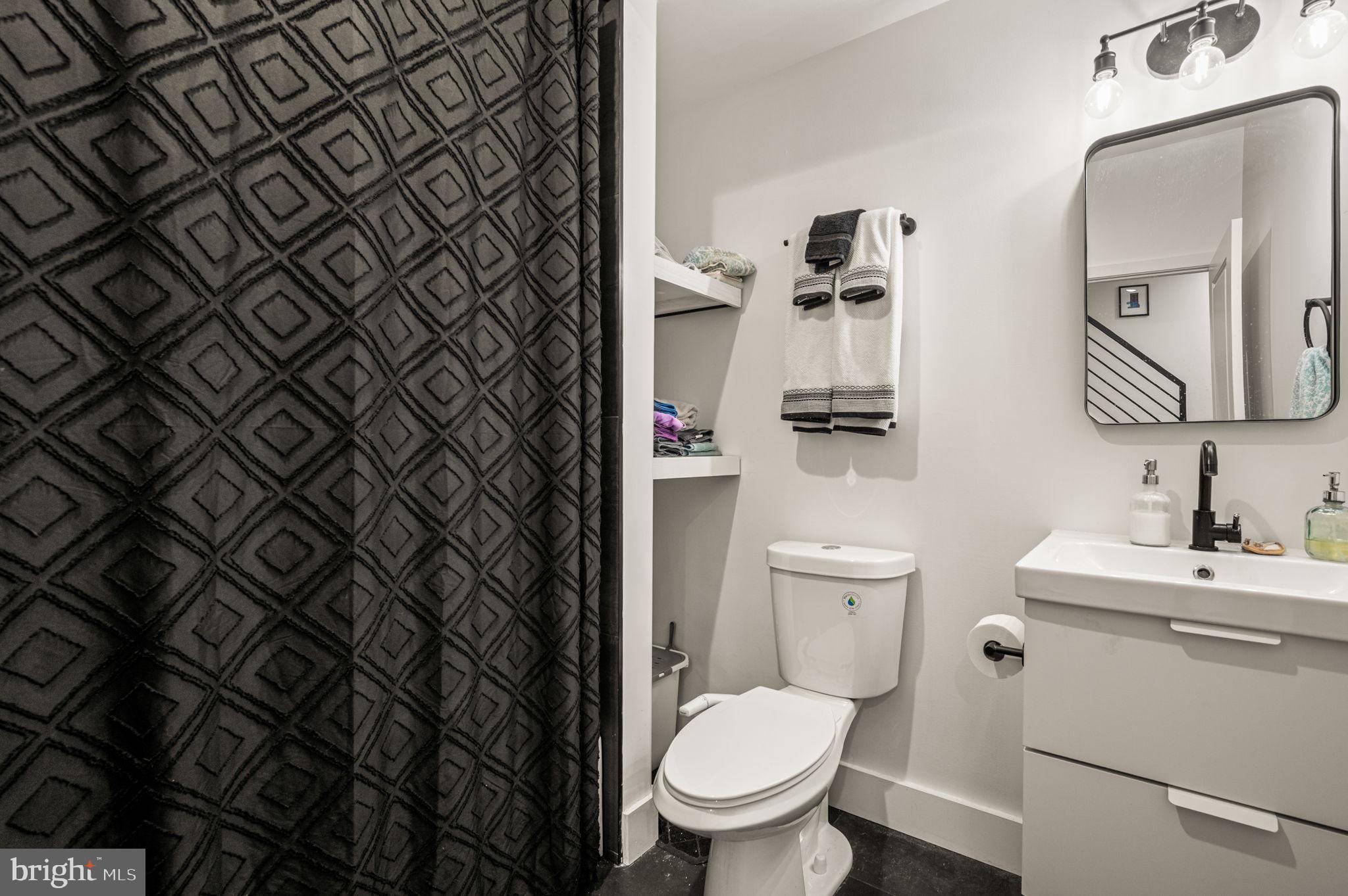 POINT BREEZE - Residential