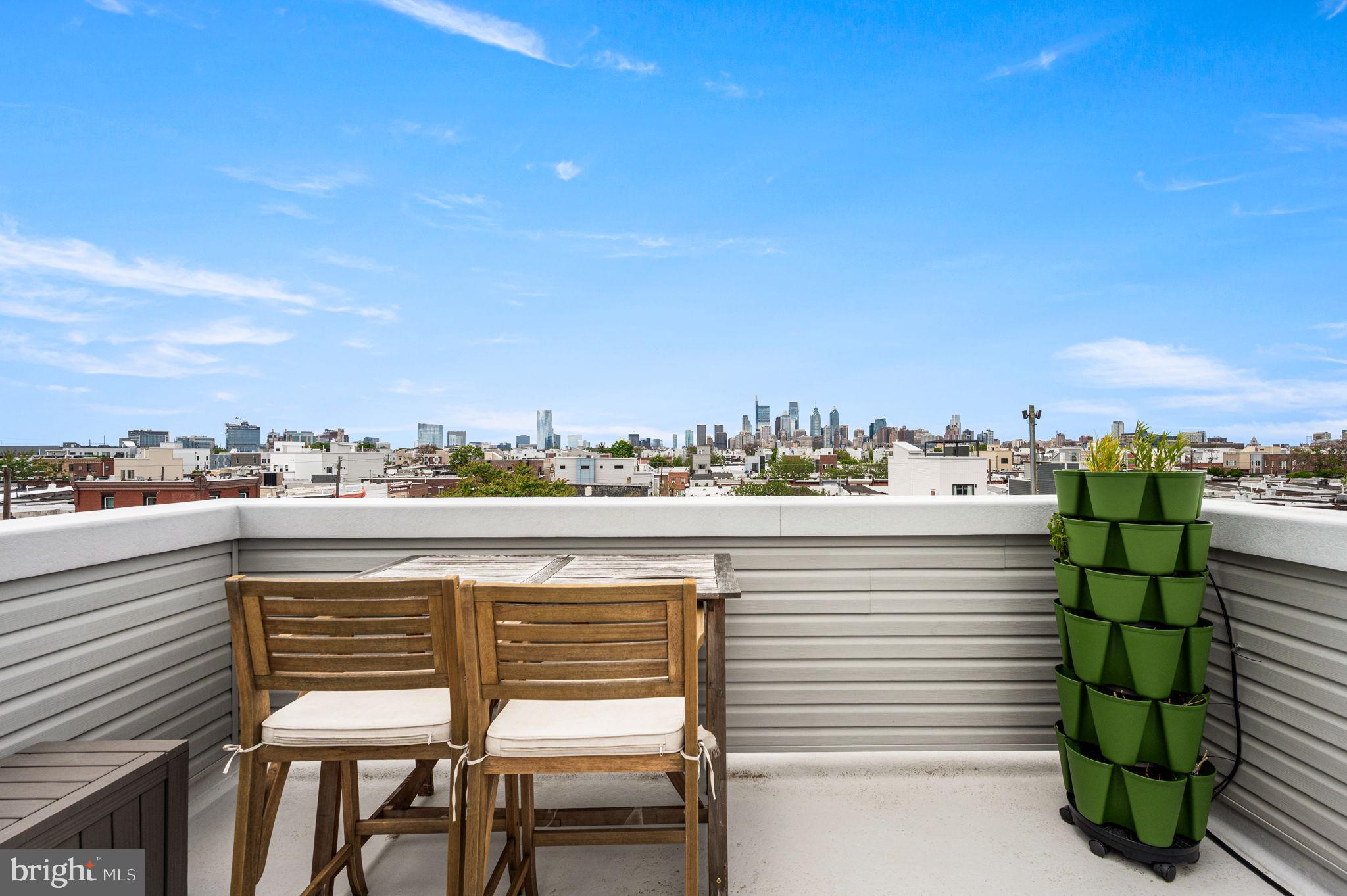 POINT BREEZE - Residential