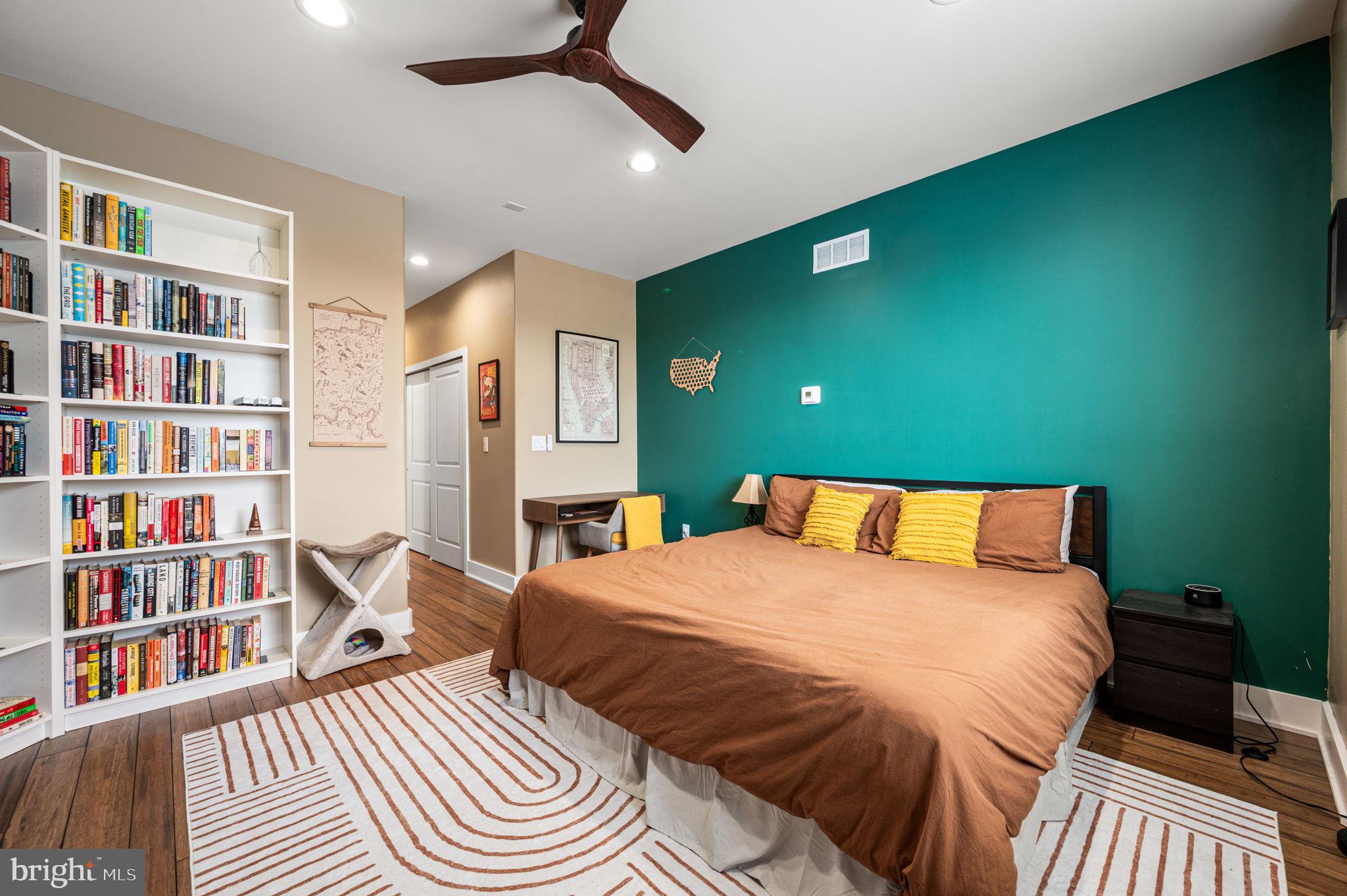 POINT BREEZE - Residential