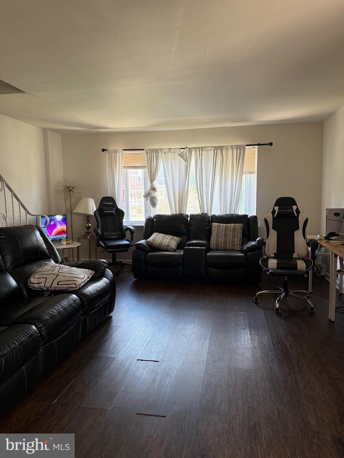 RHAWNHURST - Residential