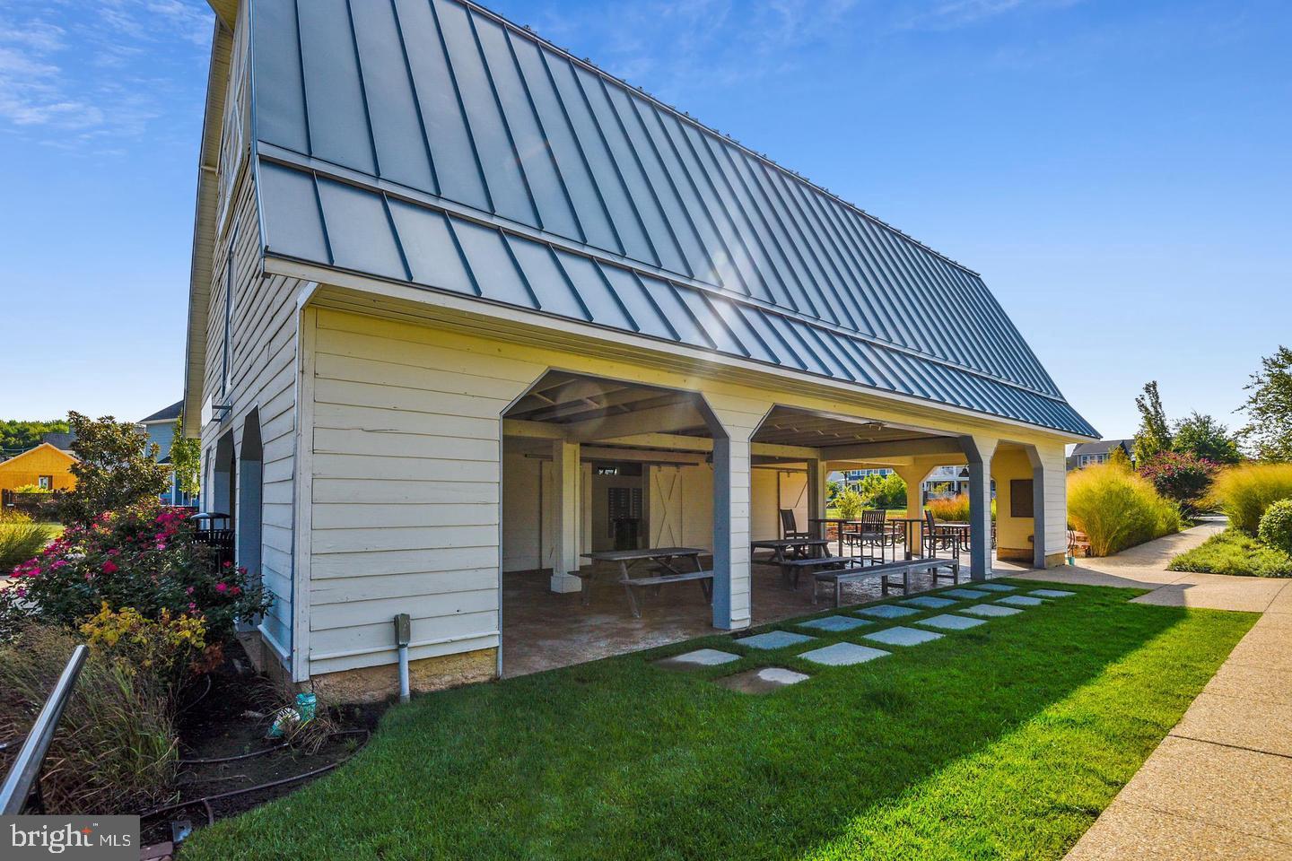 GIBSONS GRANT - Residential