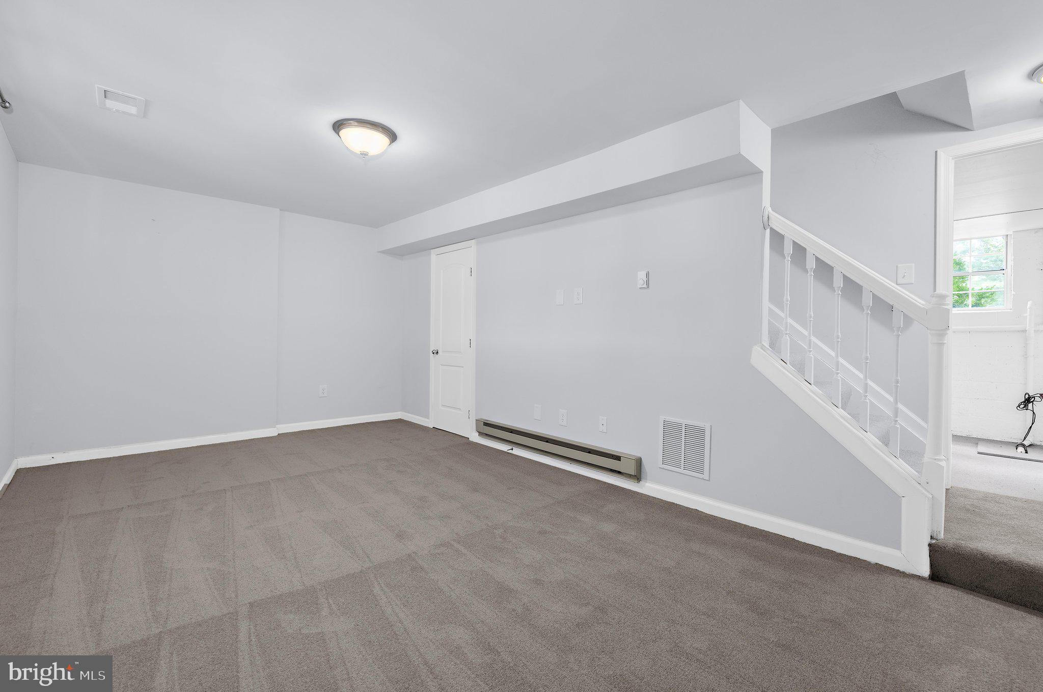ELIZABETHS LANDING - Residential