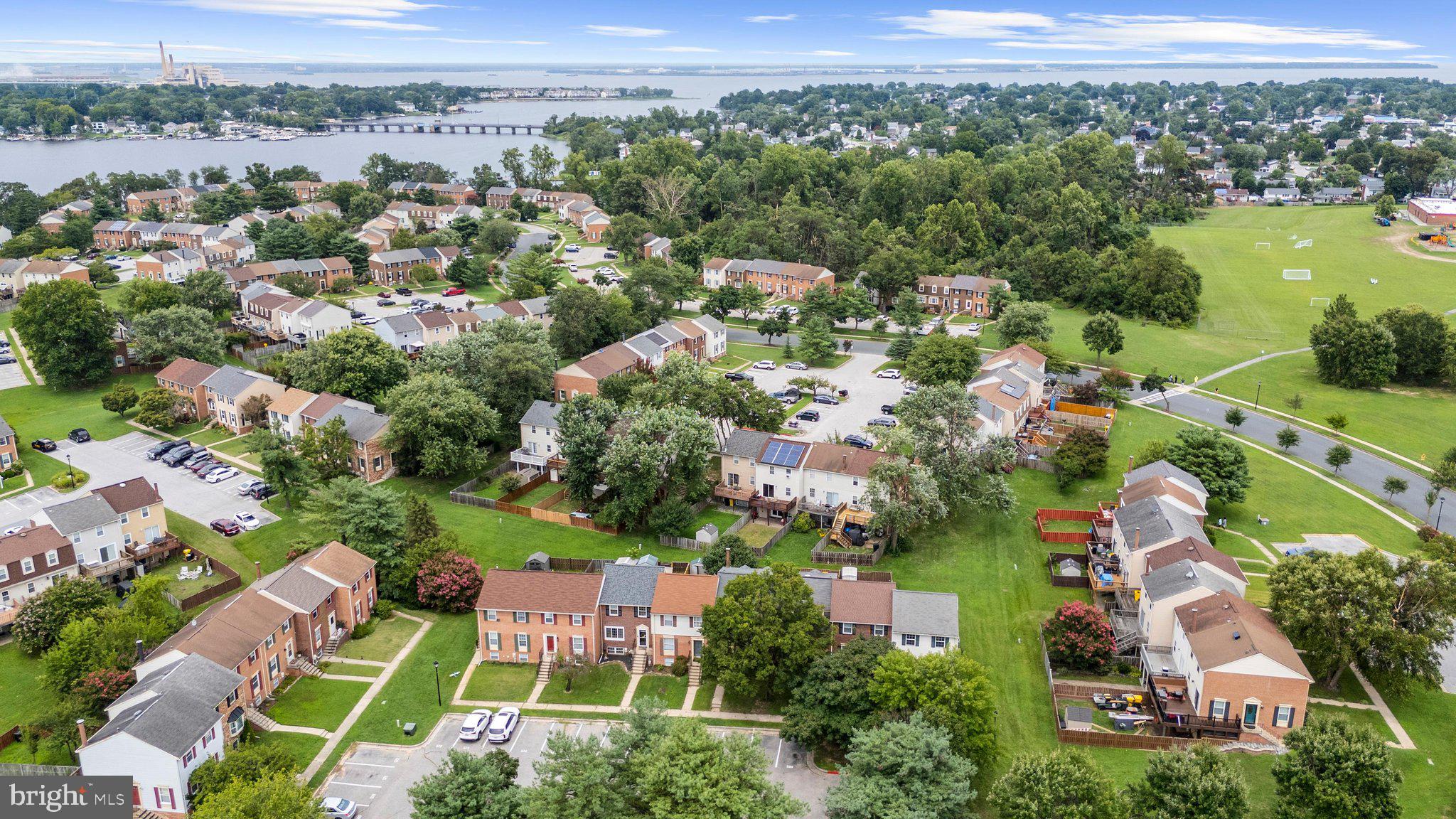 ELIZABETHS LANDING - Residential