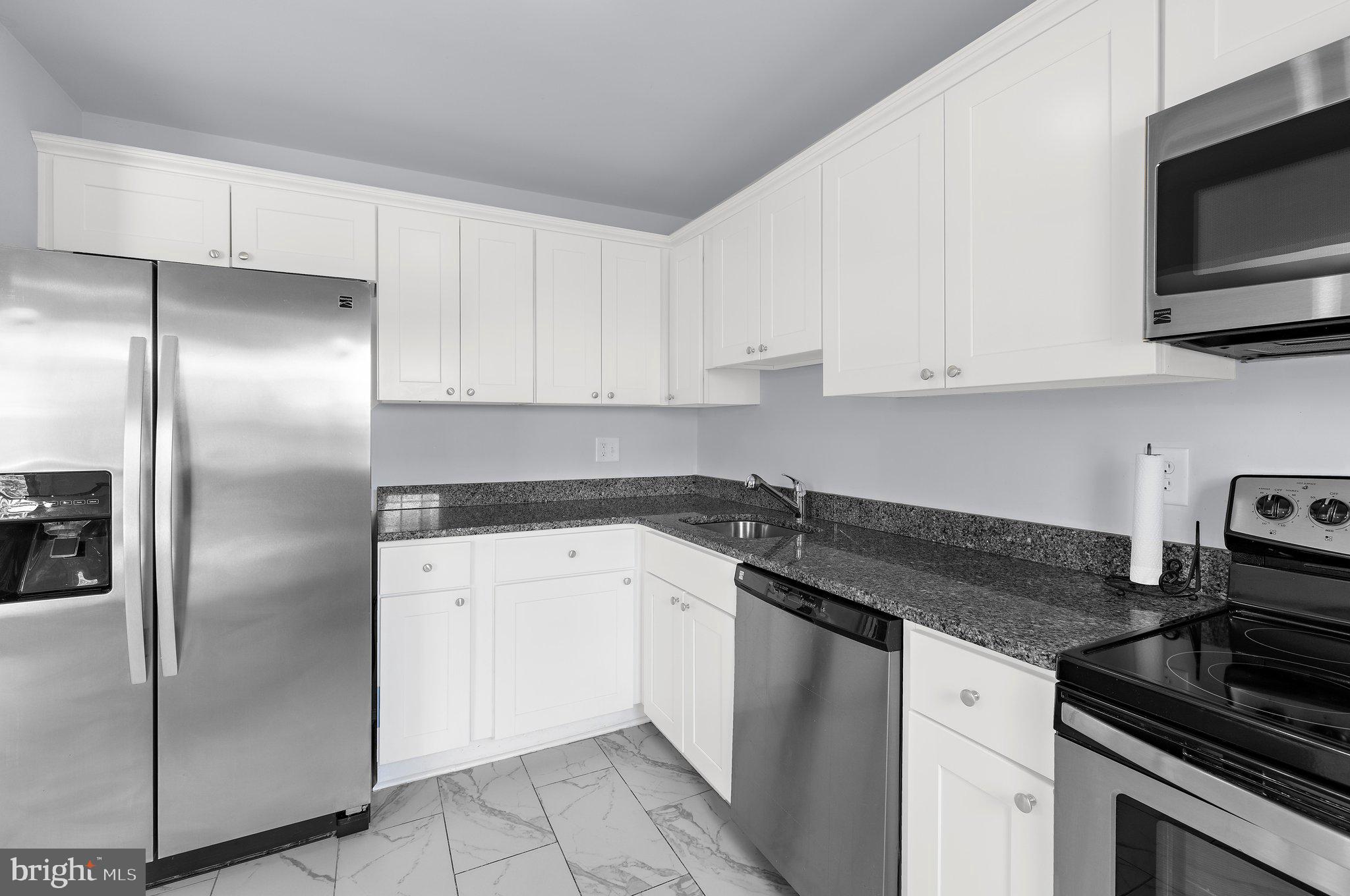 ELIZABETHS LANDING - Residential