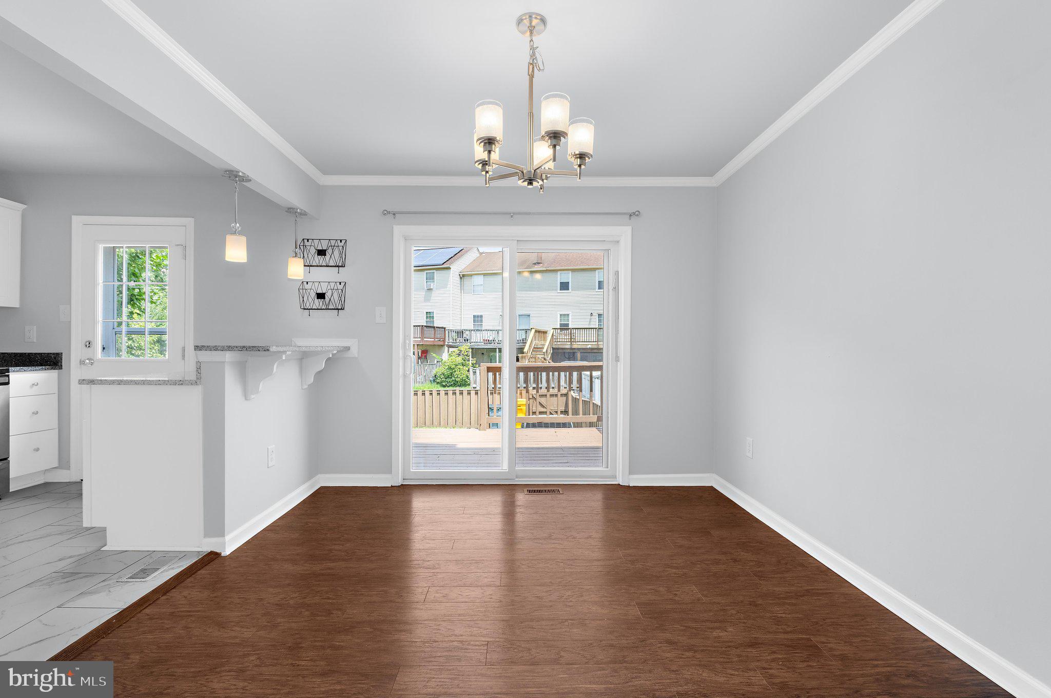 ELIZABETHS LANDING - Residential