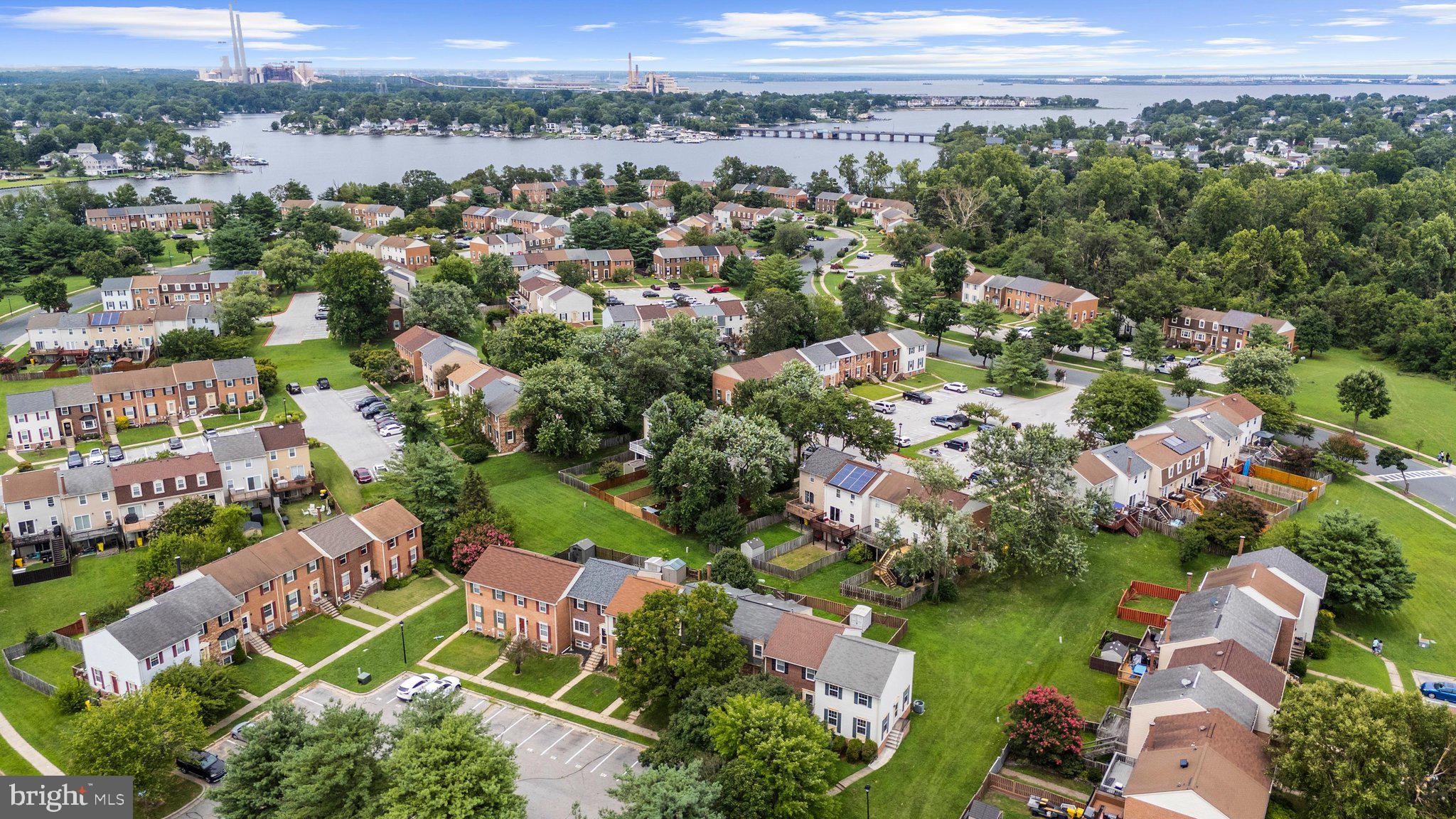ELIZABETHS LANDING - Residential