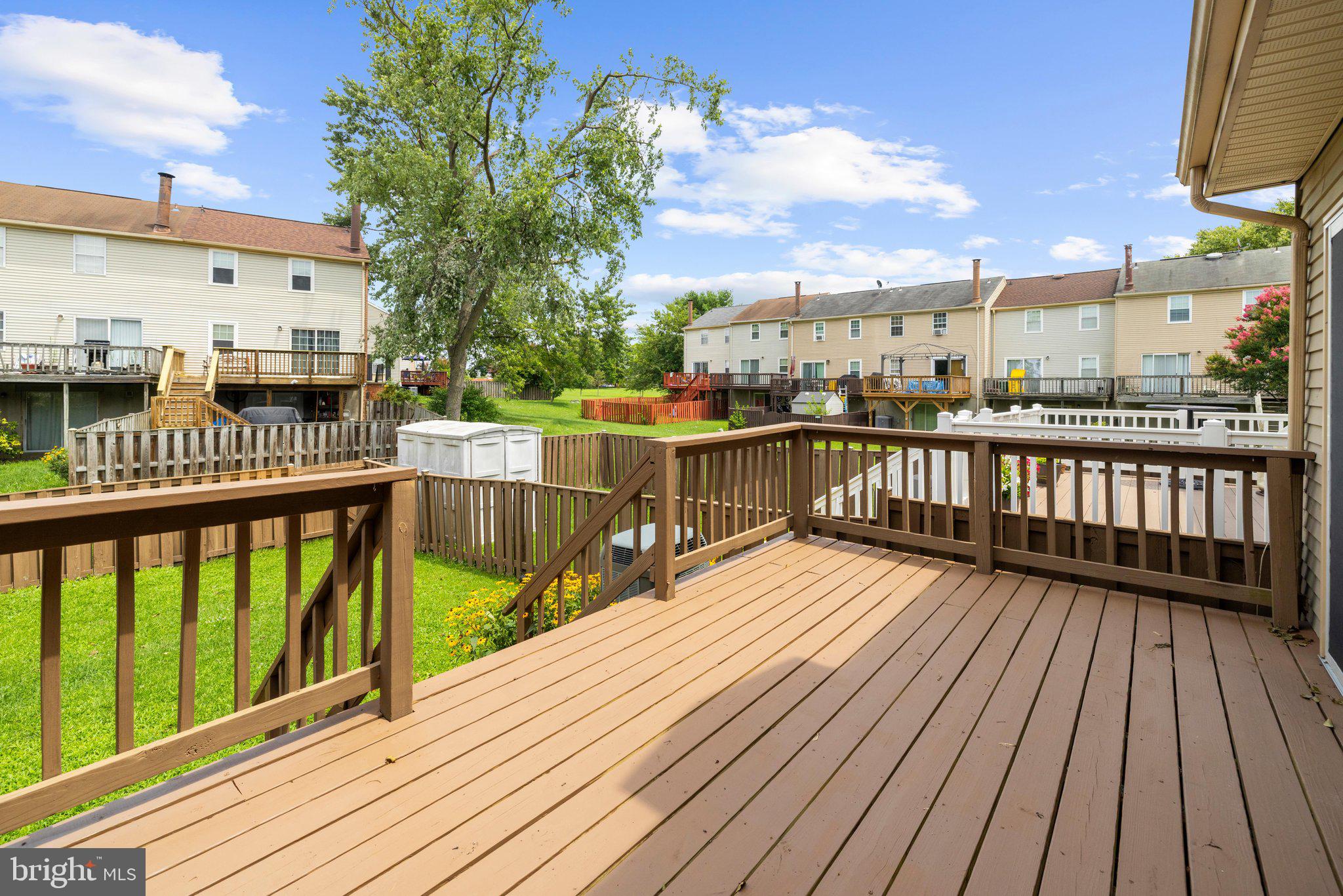 ELIZABETHS LANDING - Residential