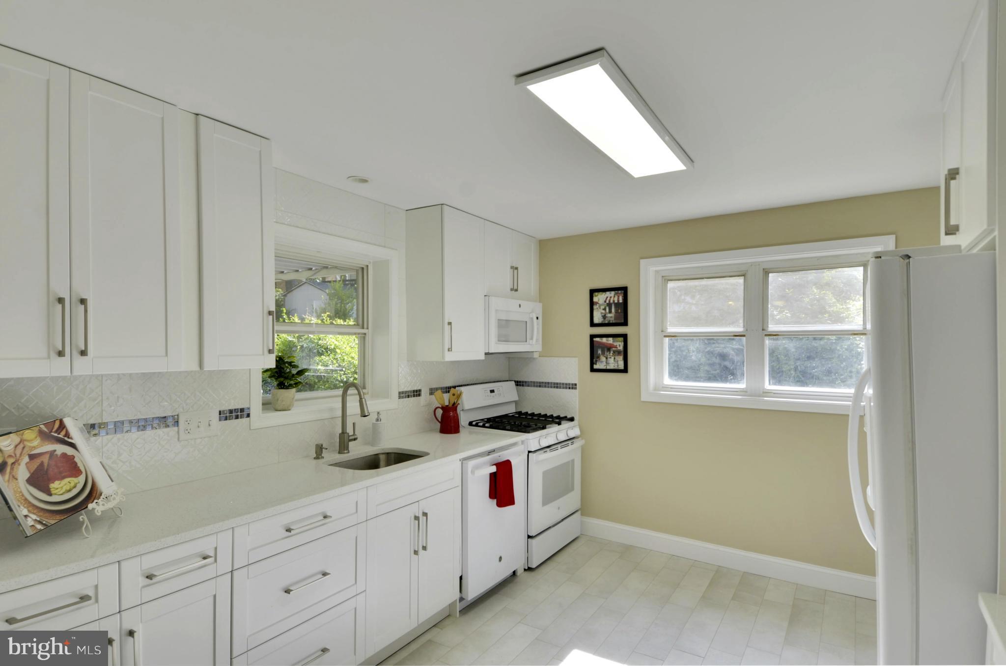 CAMERON HEIGHTS - Residential