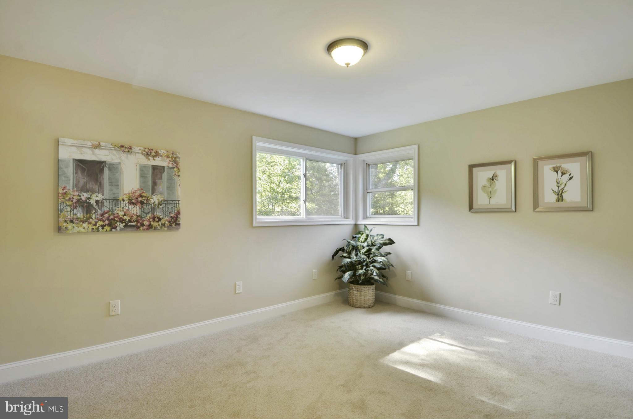 CAMERON HEIGHTS - Residential