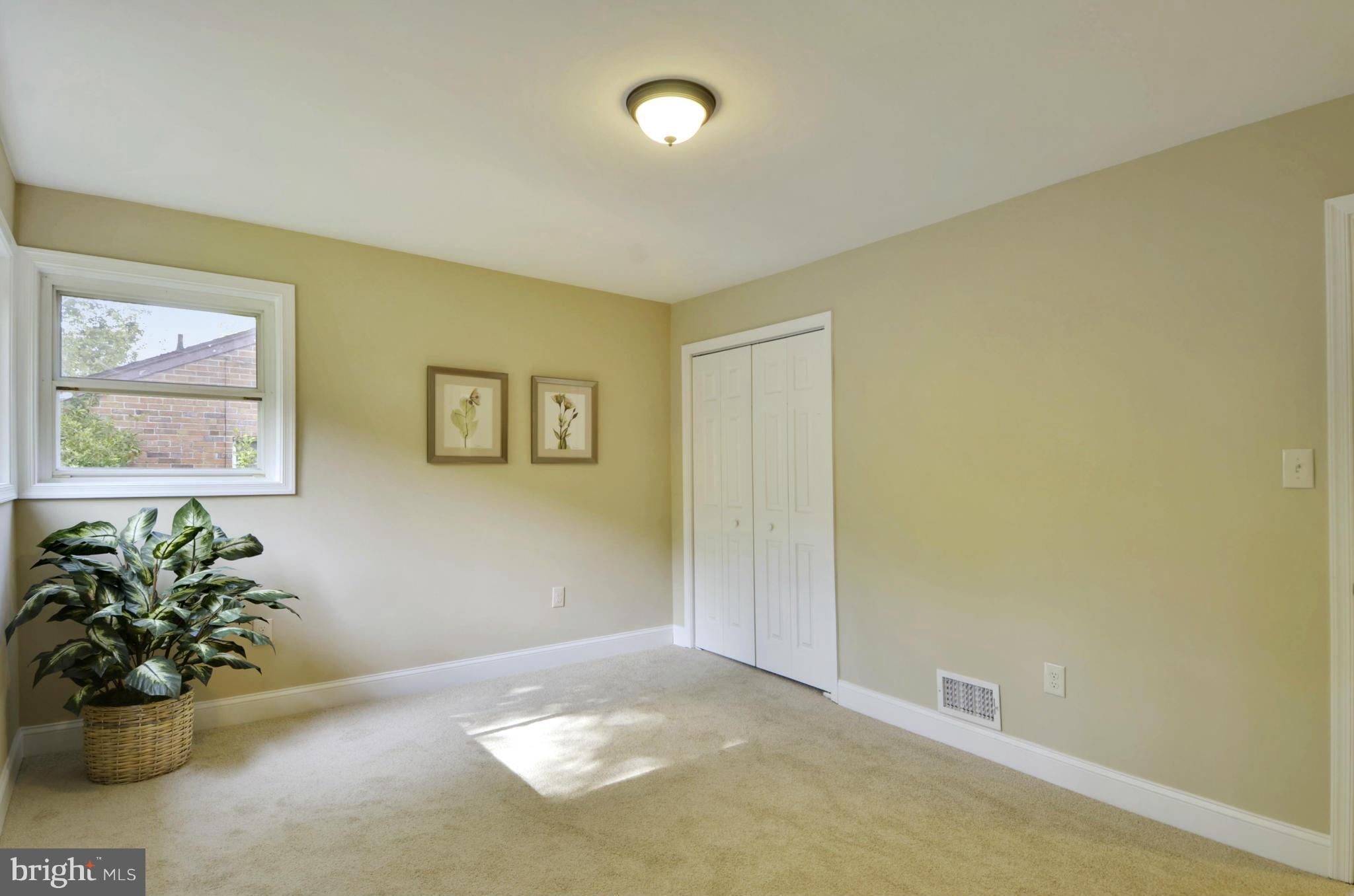 CAMERON HEIGHTS - Residential