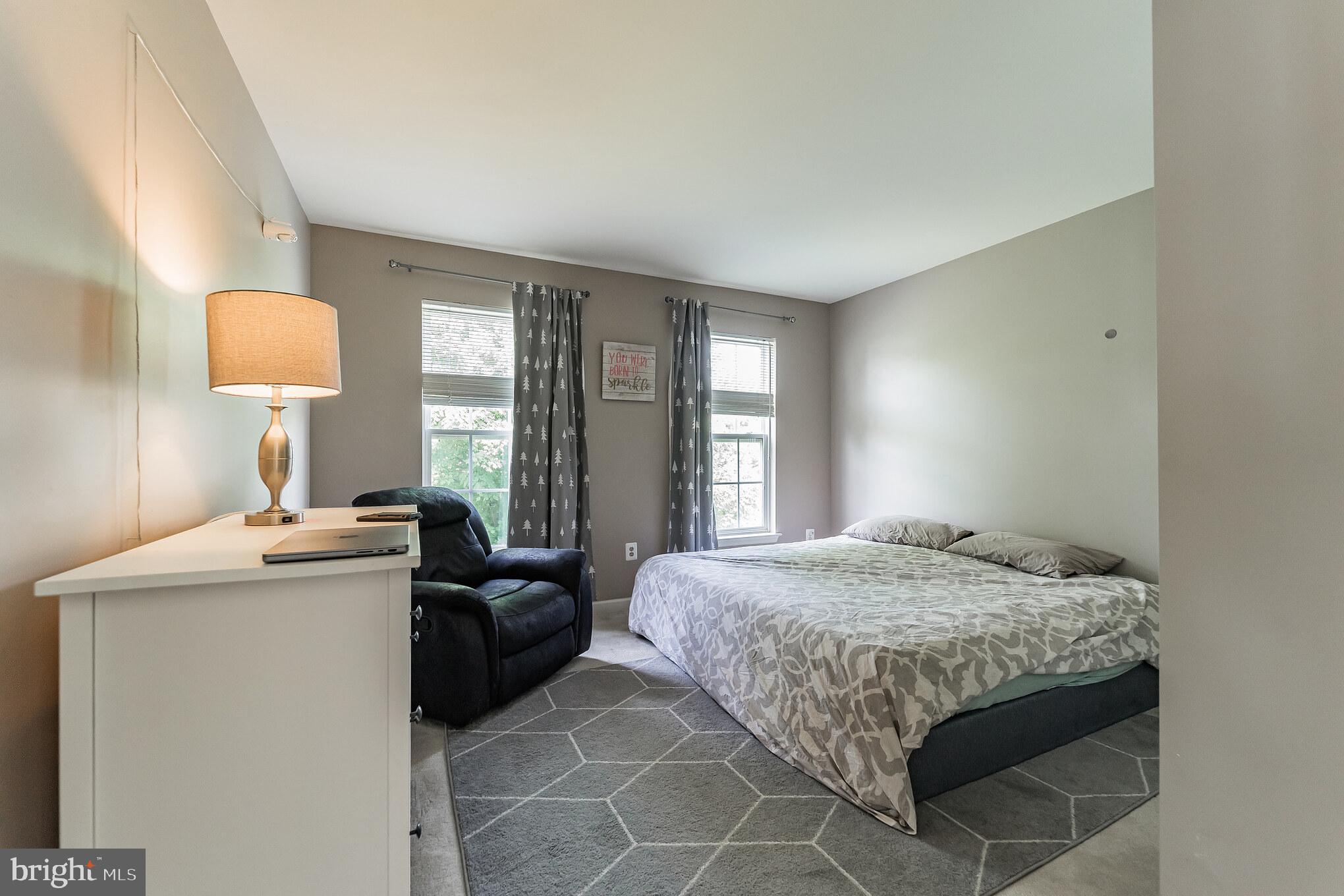 PARRS RIDGE - Residential Lease