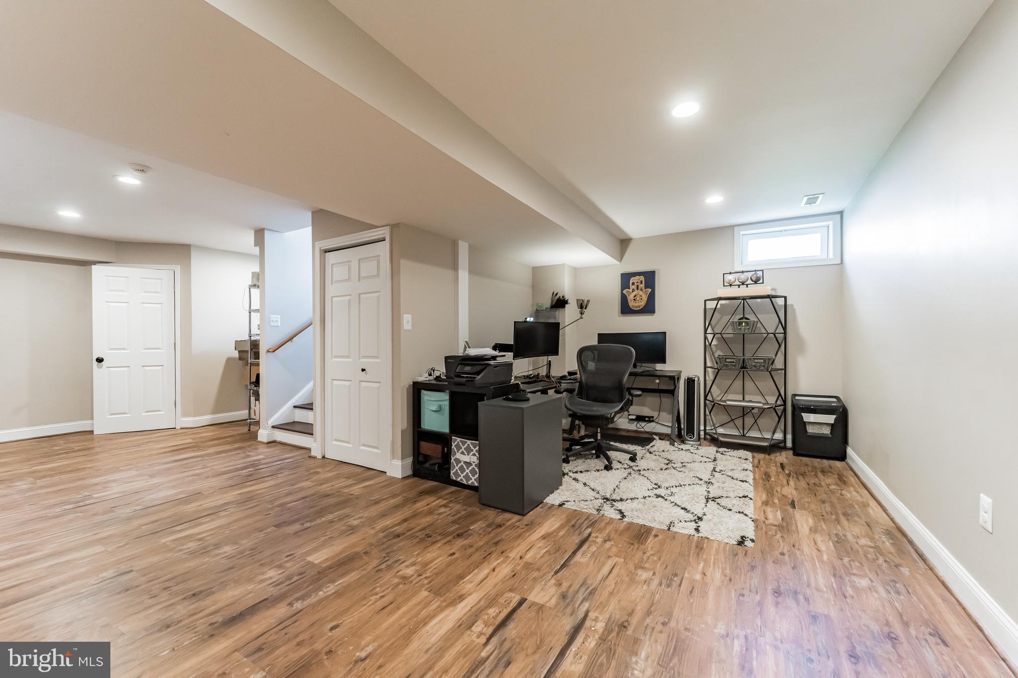 PARRS RIDGE - Residential Lease