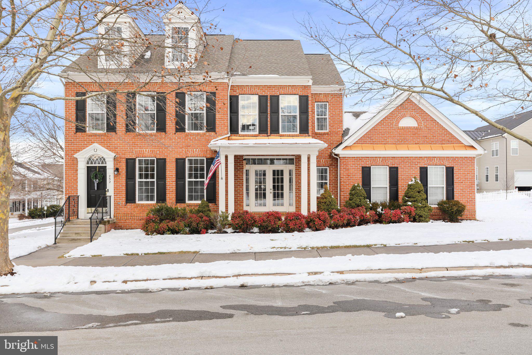 HUNTFIELD - Residential