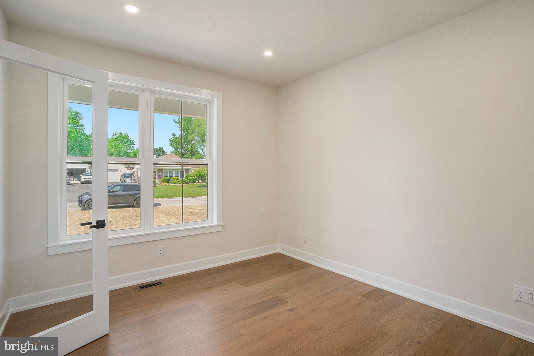 CONSHOHOCKEN - Residential