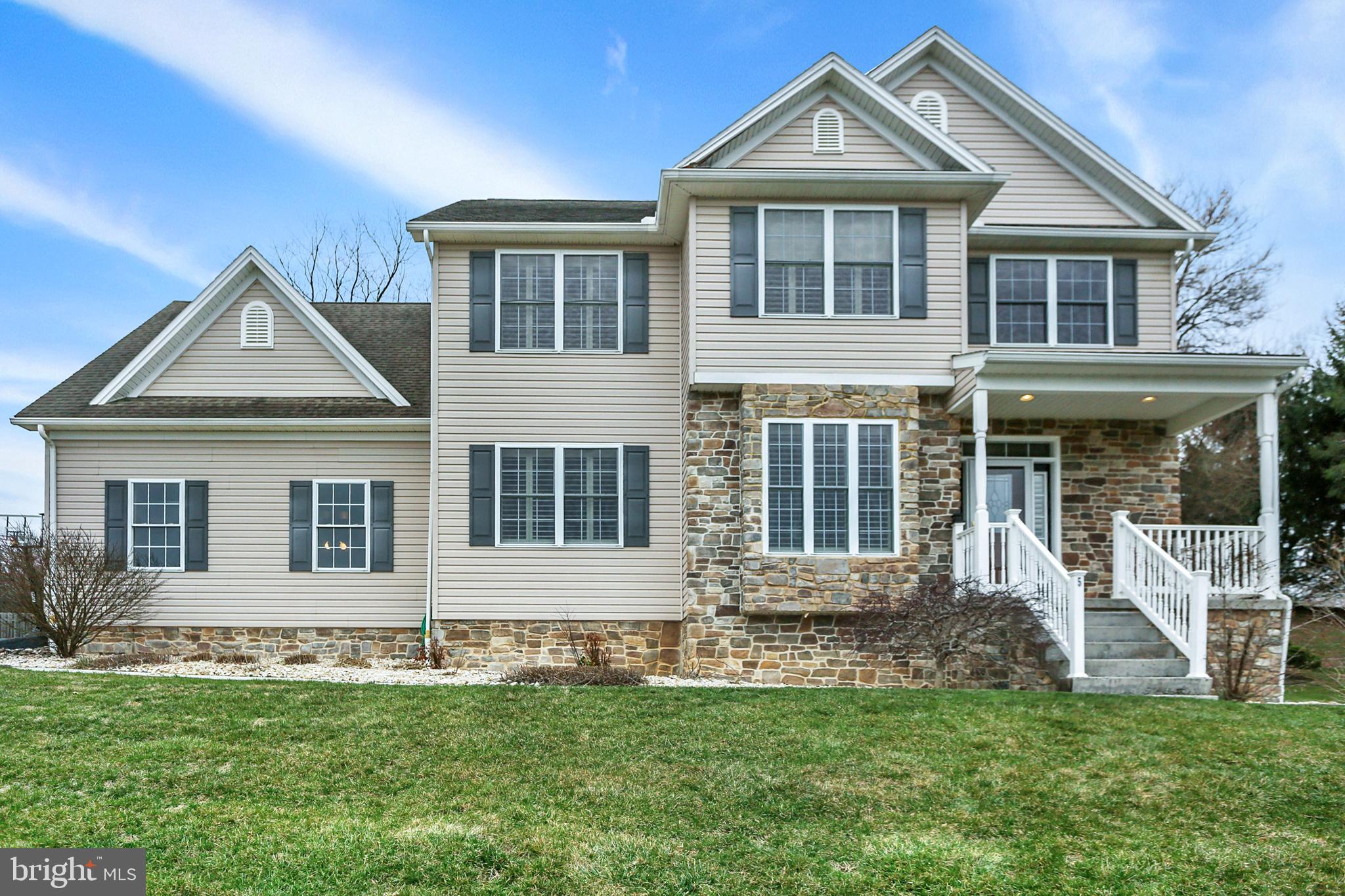 JEFFERSON COURT - Residential